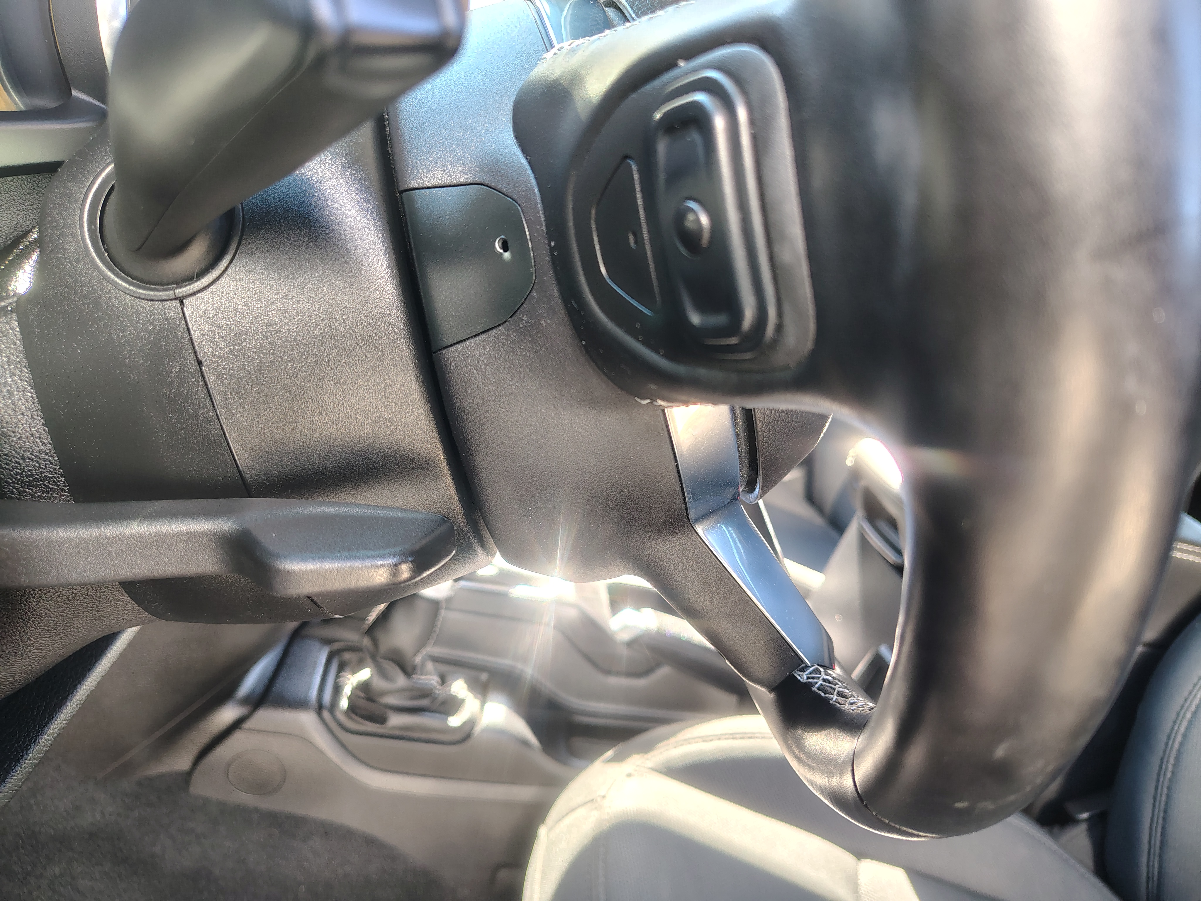 2020 Jeep Wrangler Unlimited photo 24 of 35
