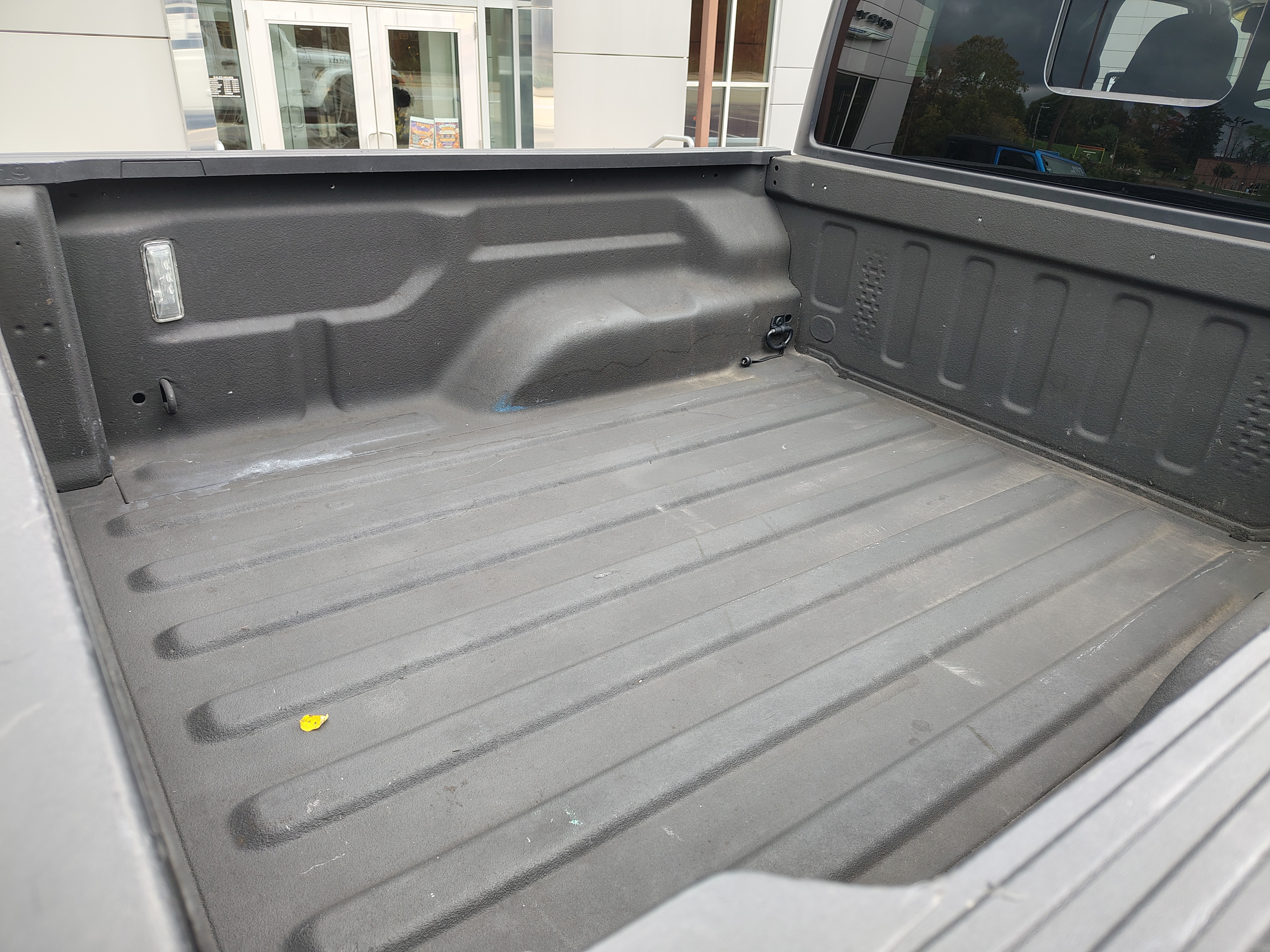 2021 Jeep Gladiator photo 13 of 34