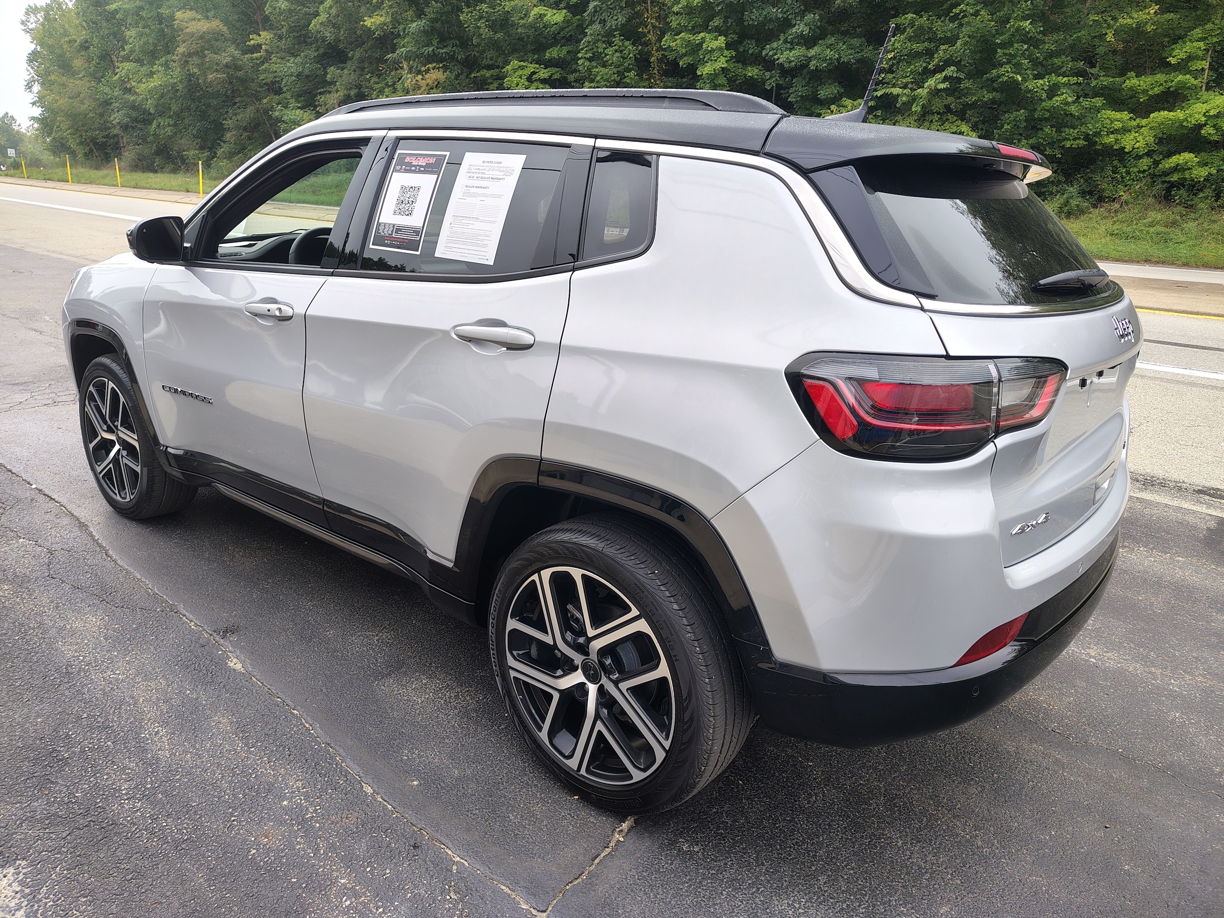 2025 Jeep Compass Limited Silver Zynith Metallic Clearcoat at Solomon CJD Carmichaels