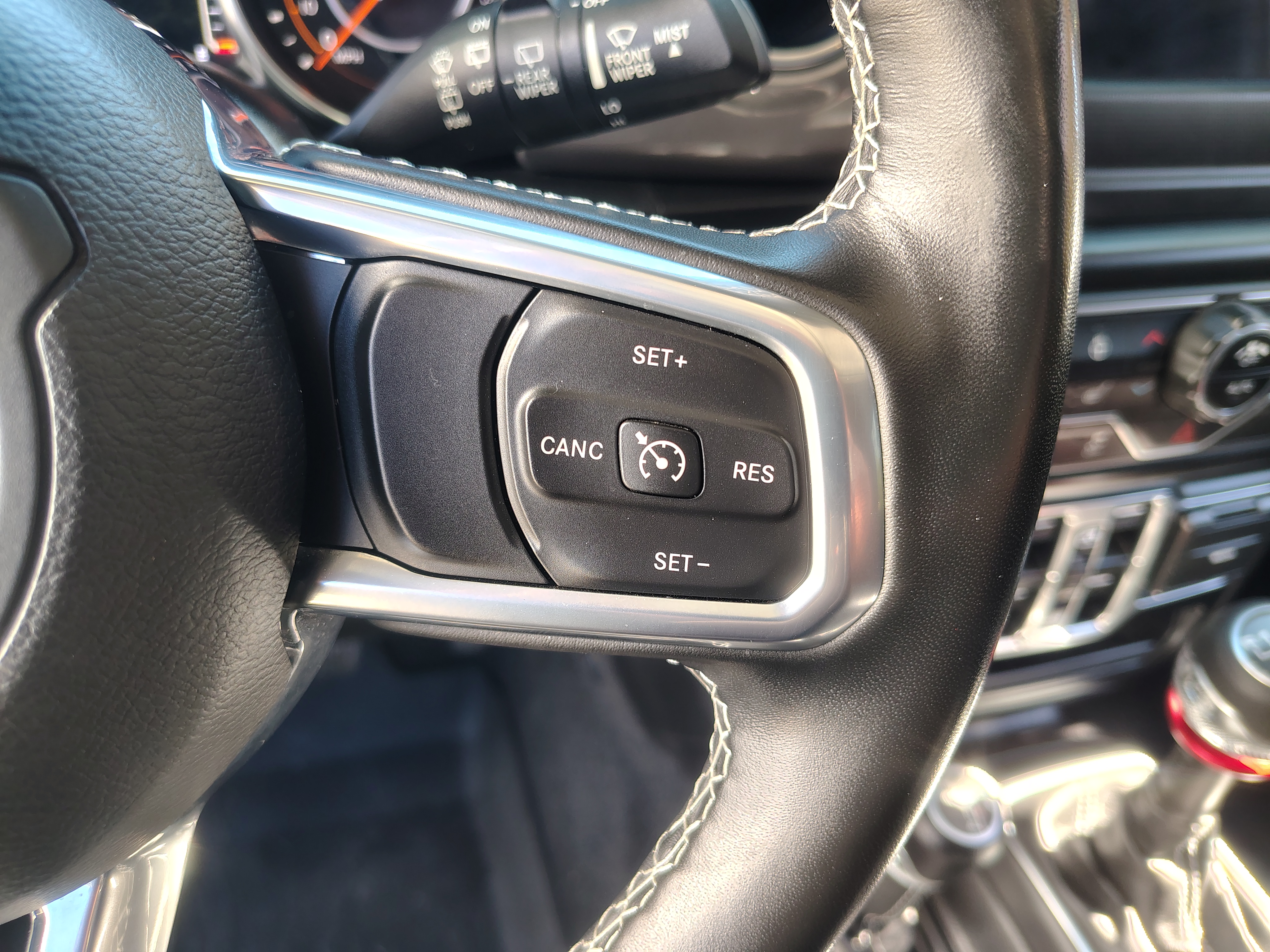 2020 Jeep Wrangler Unlimited photo 28 of 35