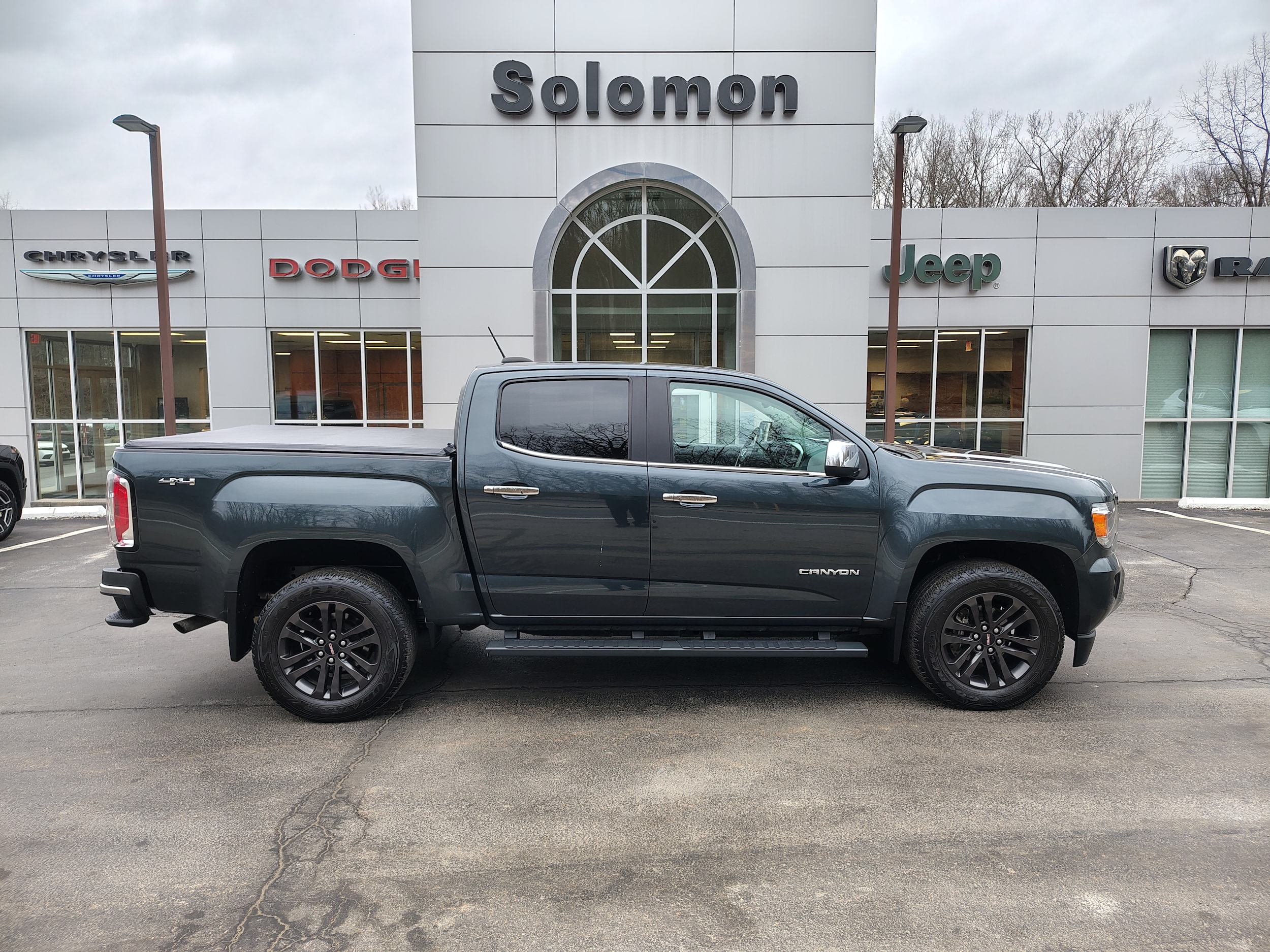 2018 GMC Canyon SLT