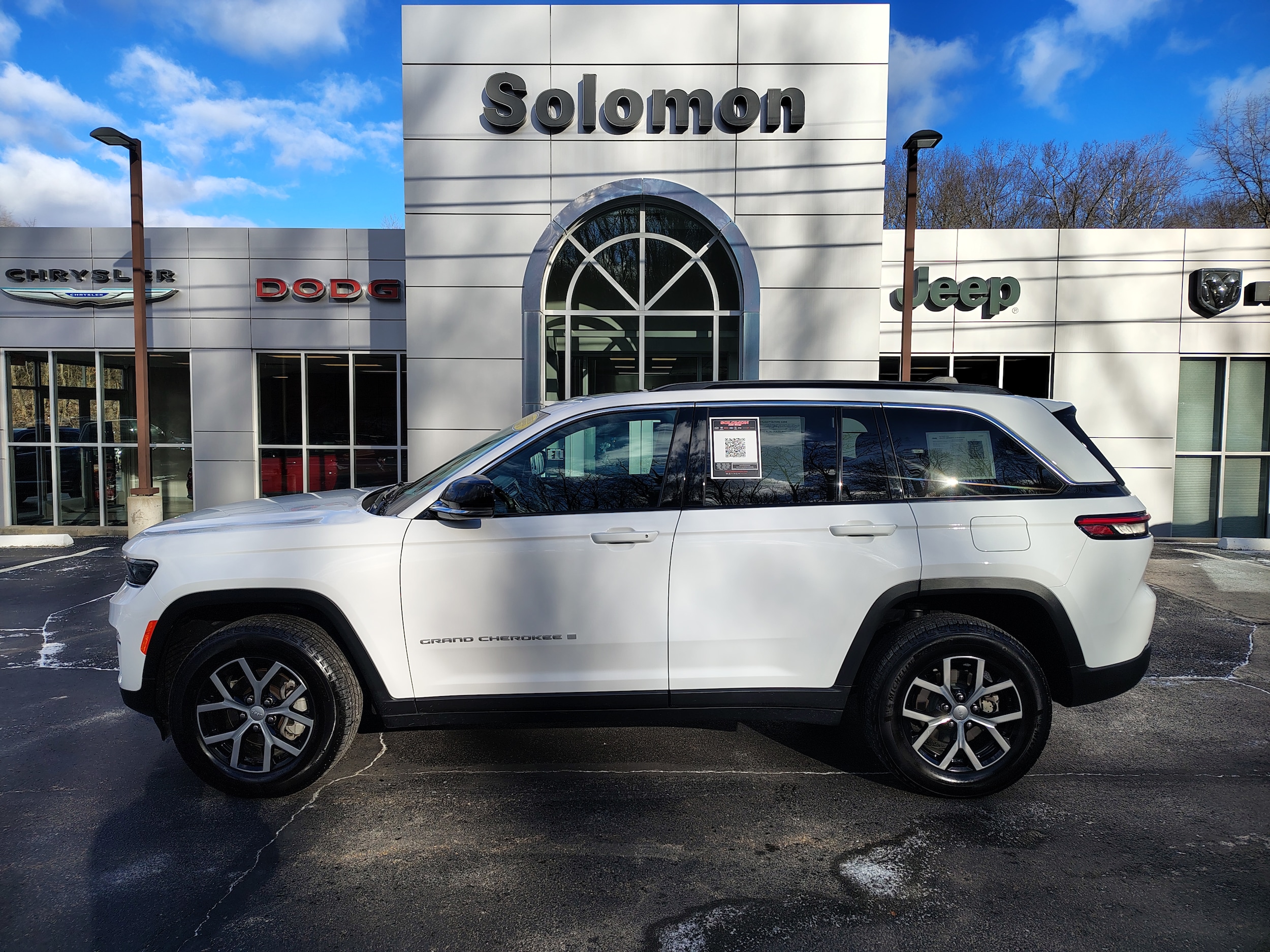 2024 Jeep Grand Cherokee Limited's photo