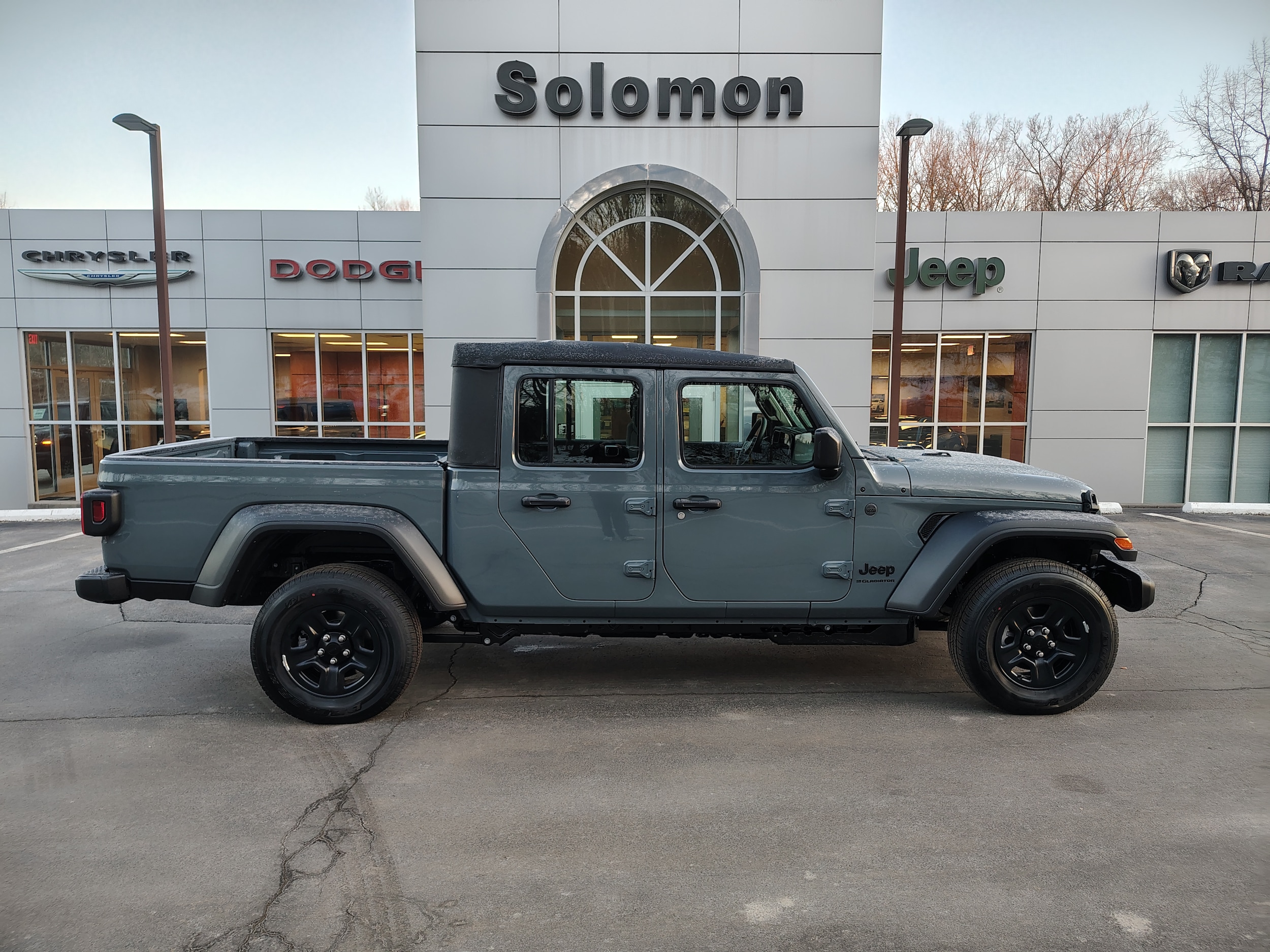 2026 Jeep Gladiator Pickup 
