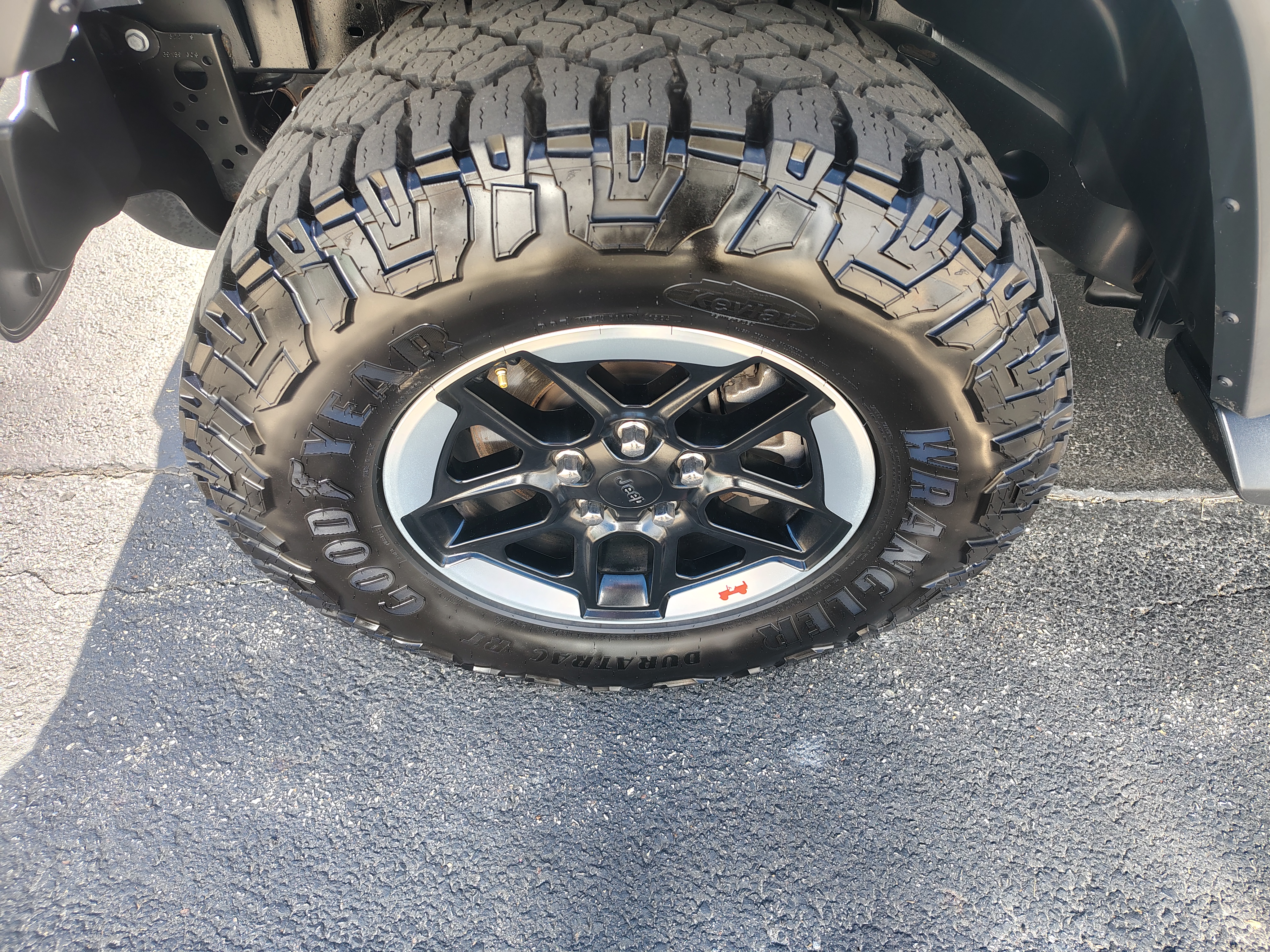 2020 Jeep Wrangler Unlimited photo 5 of 35
