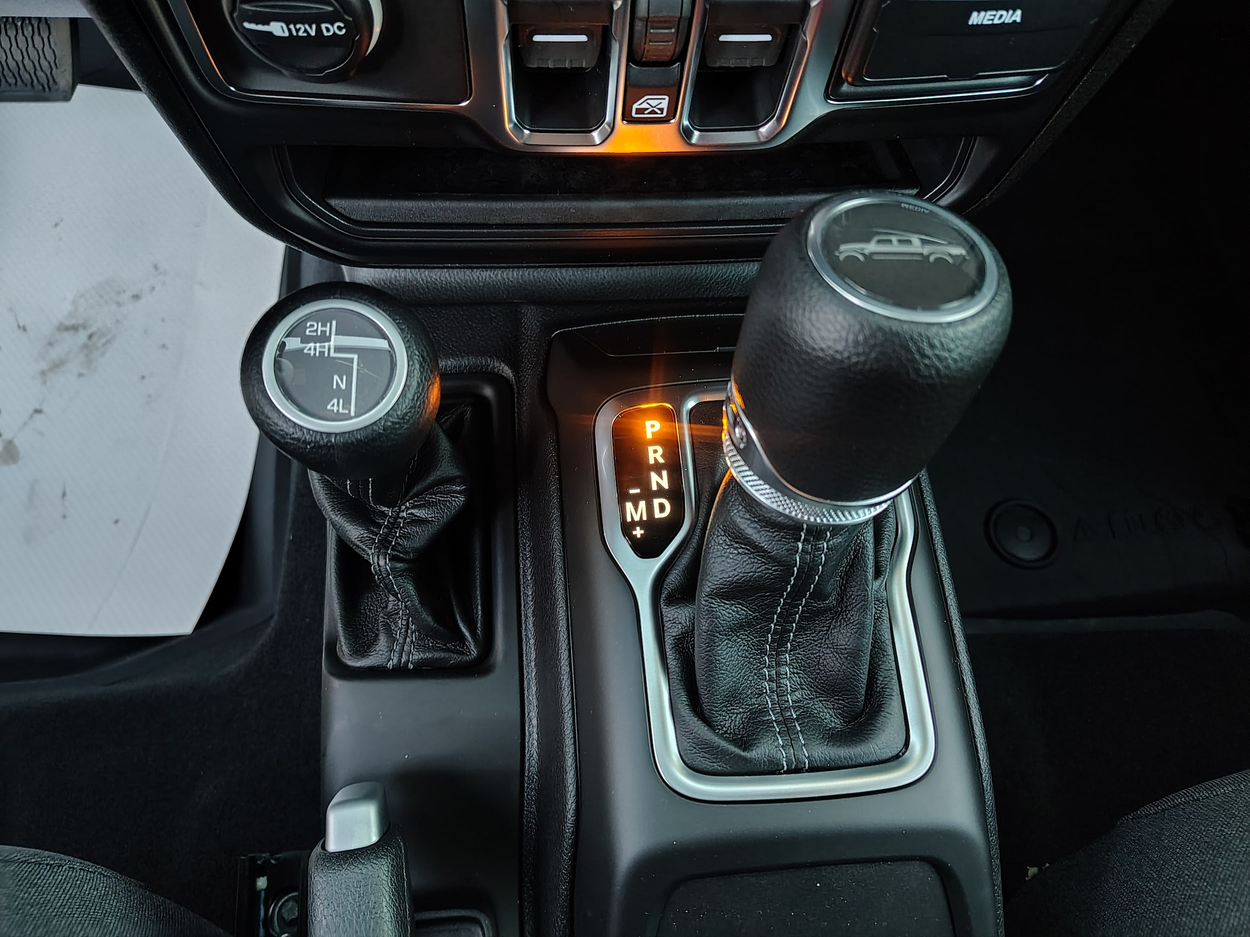 2026 Jeep Gladiator SPORT 4X4 Anvil at Solomon CJD Carmichaels