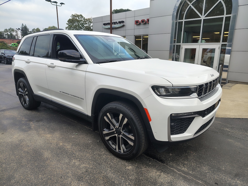 New 2027 Jeep Grand Cherokee LIMITED 4X4 Sport Utility