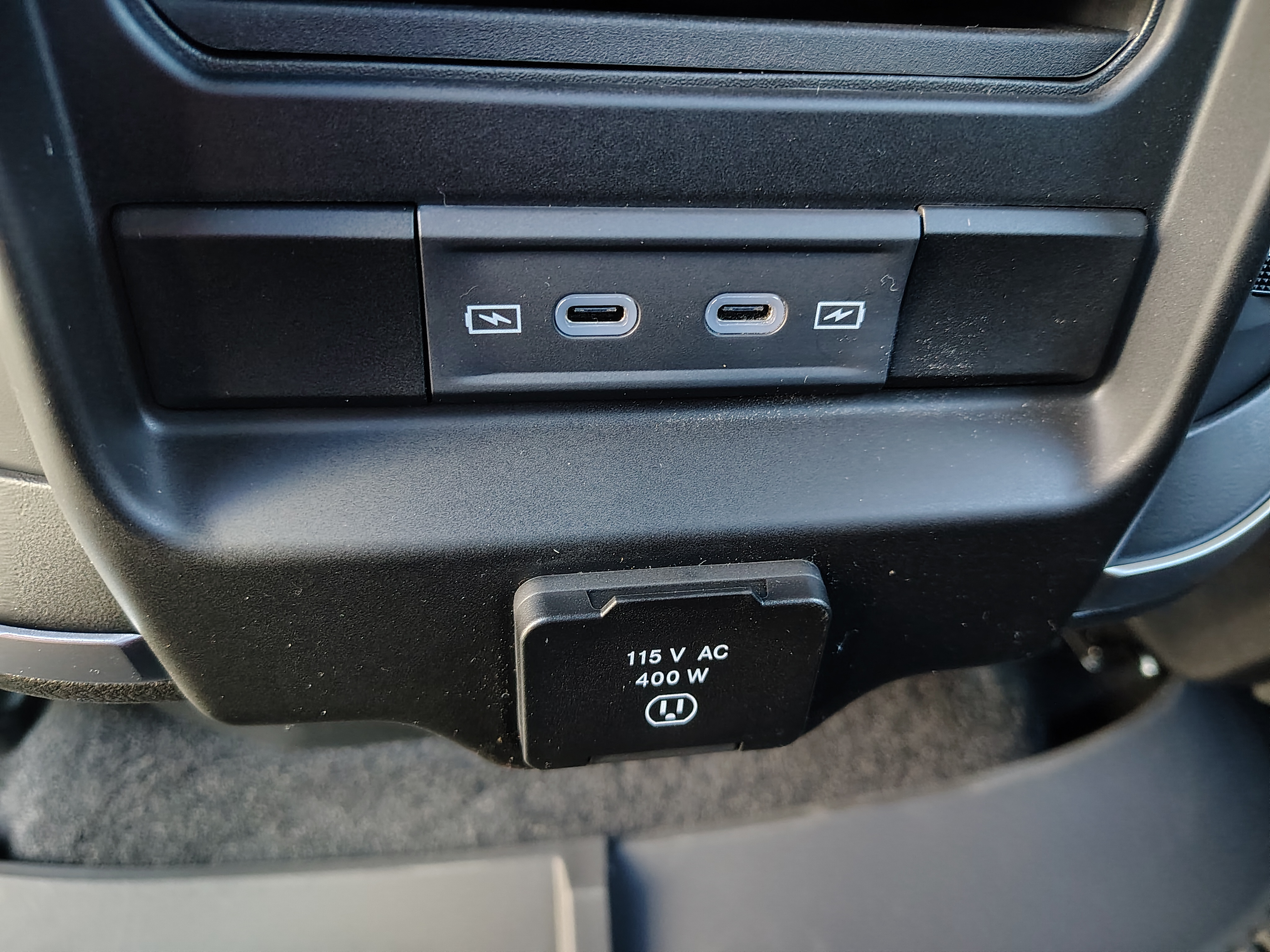 2027 Ram 1500 photo 23 of 40