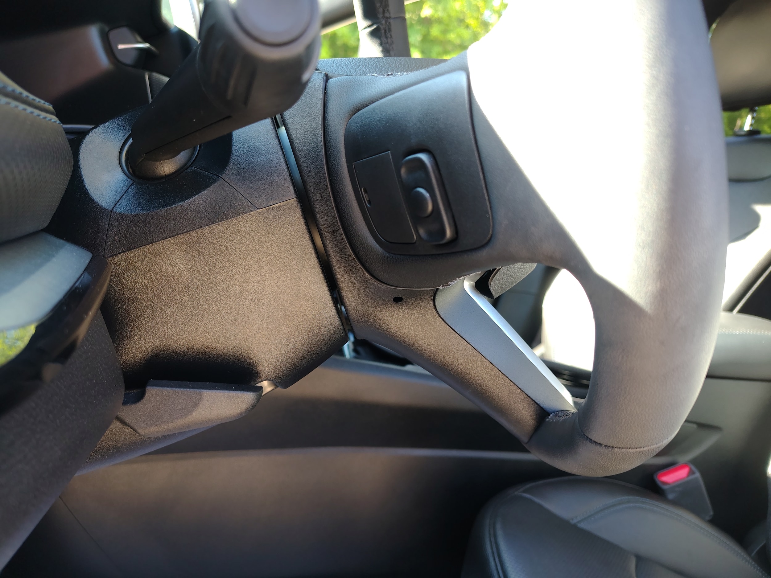 2025 Jeep Compass Limited Bright White Clearcoat at Solomon CJD Brownsville