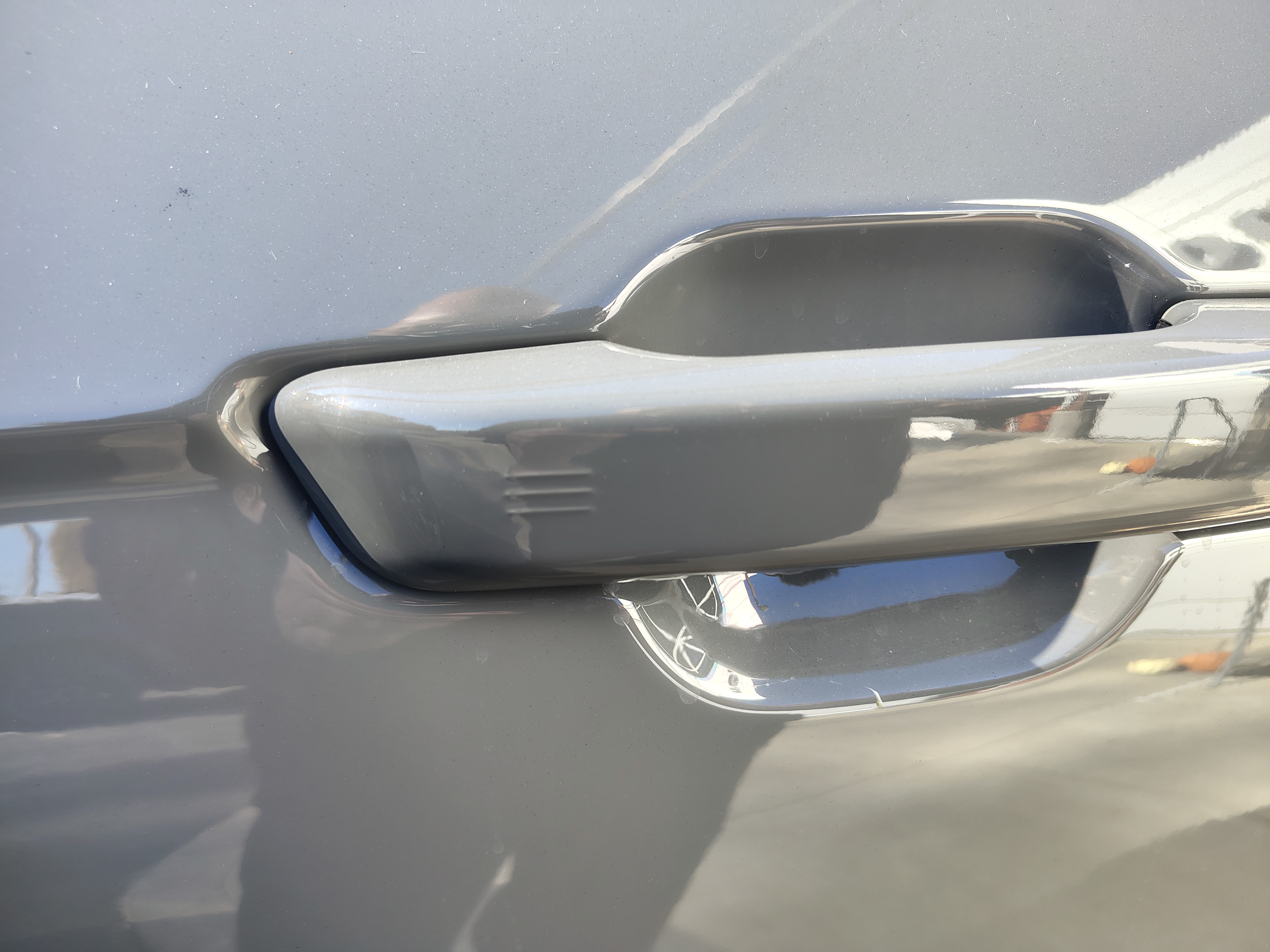 2027 Jeep Grand Cherokee photo 17 of 40
