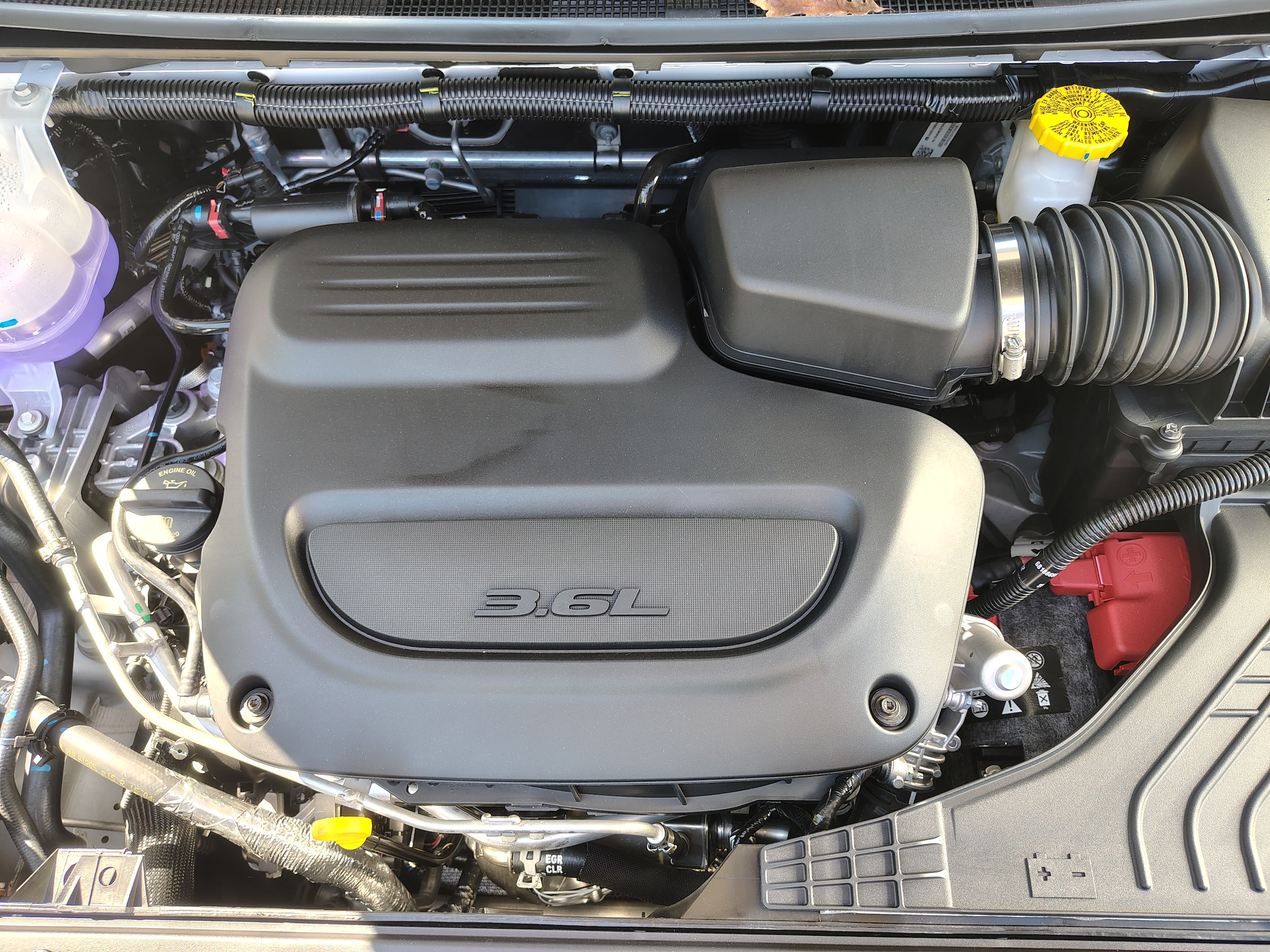 2026 Chrysler Pacifica SELECT Bright White at Three Rivers CJD
