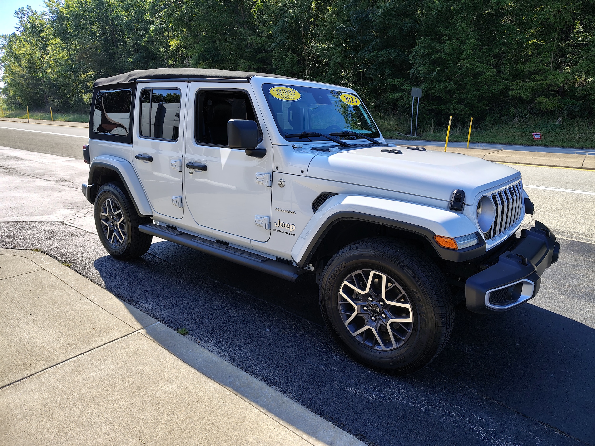 2024 Jeep Wrangler Sahara - 4