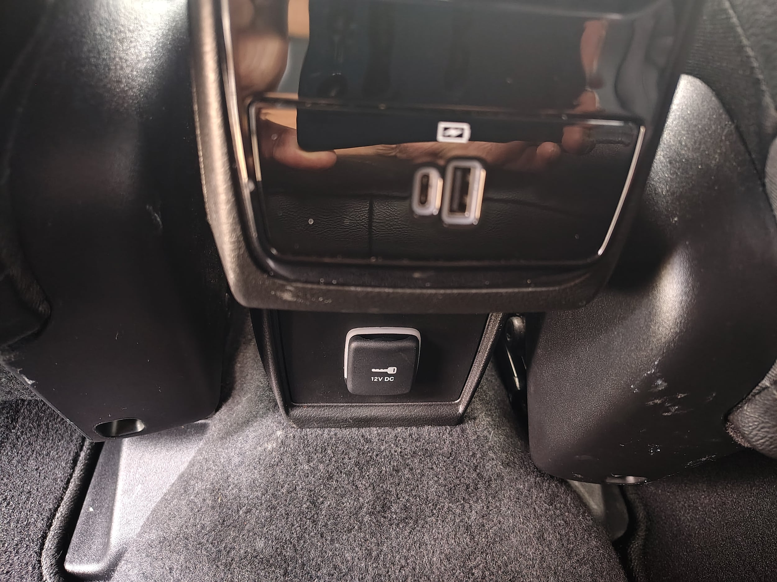 2025 Jeep Compass Limited Silver Zynith Metallic Clearcoat at Solomon CJD Carmichaels