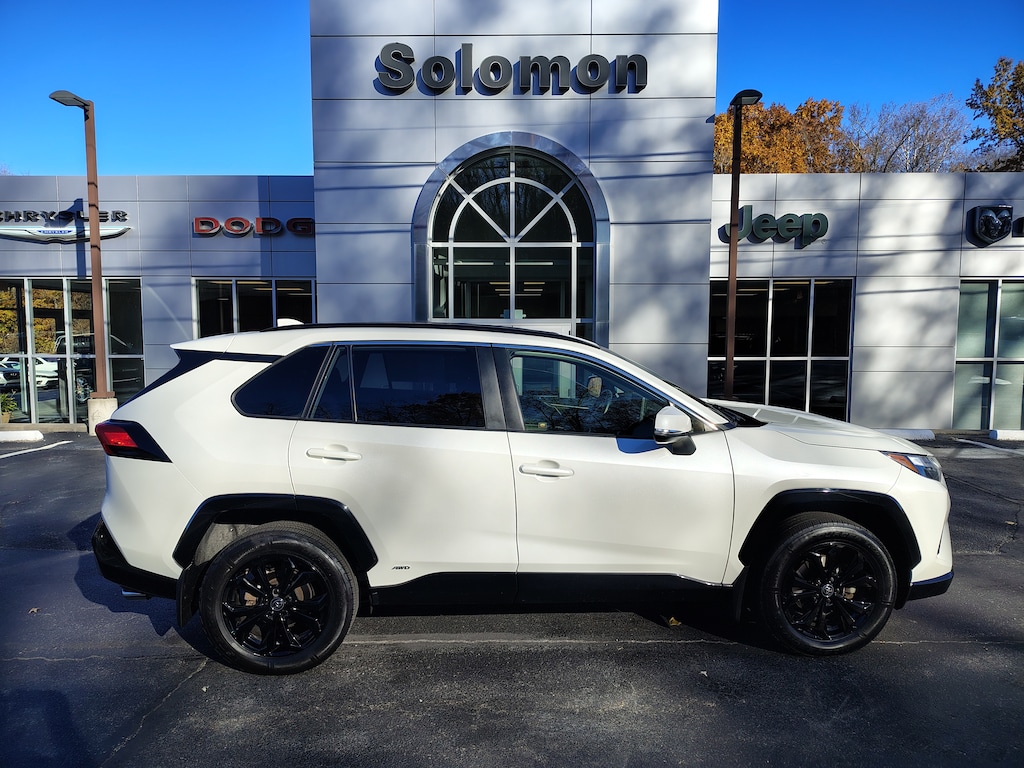 Used 2022 Toyota RAV4 Hybrid SE Hybrid SE AWD