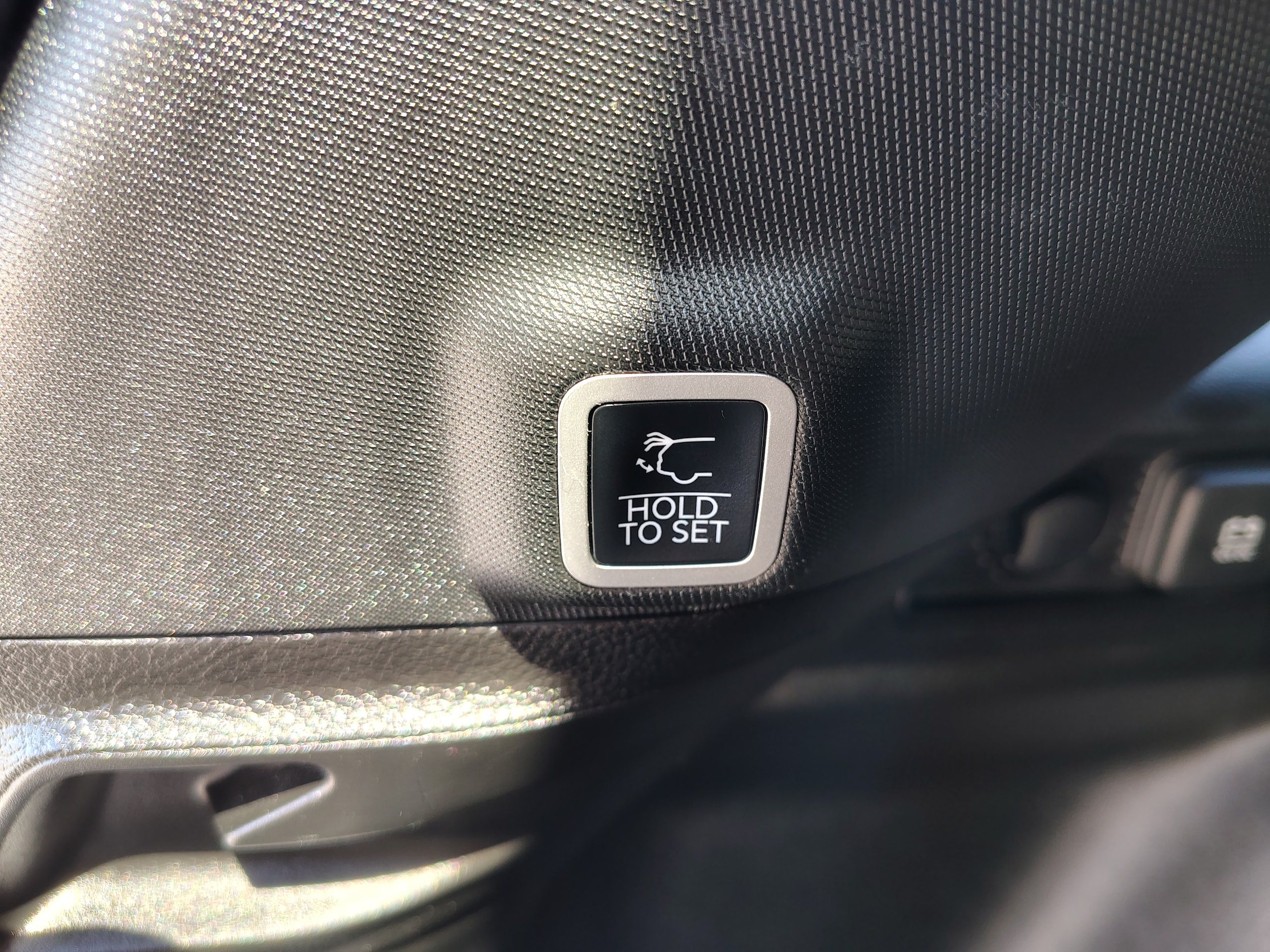 2025 Jeep Grand Cherokee Altitude X Baltic Gray Metallic Clearcoat at Solomon CJD Carmichaels