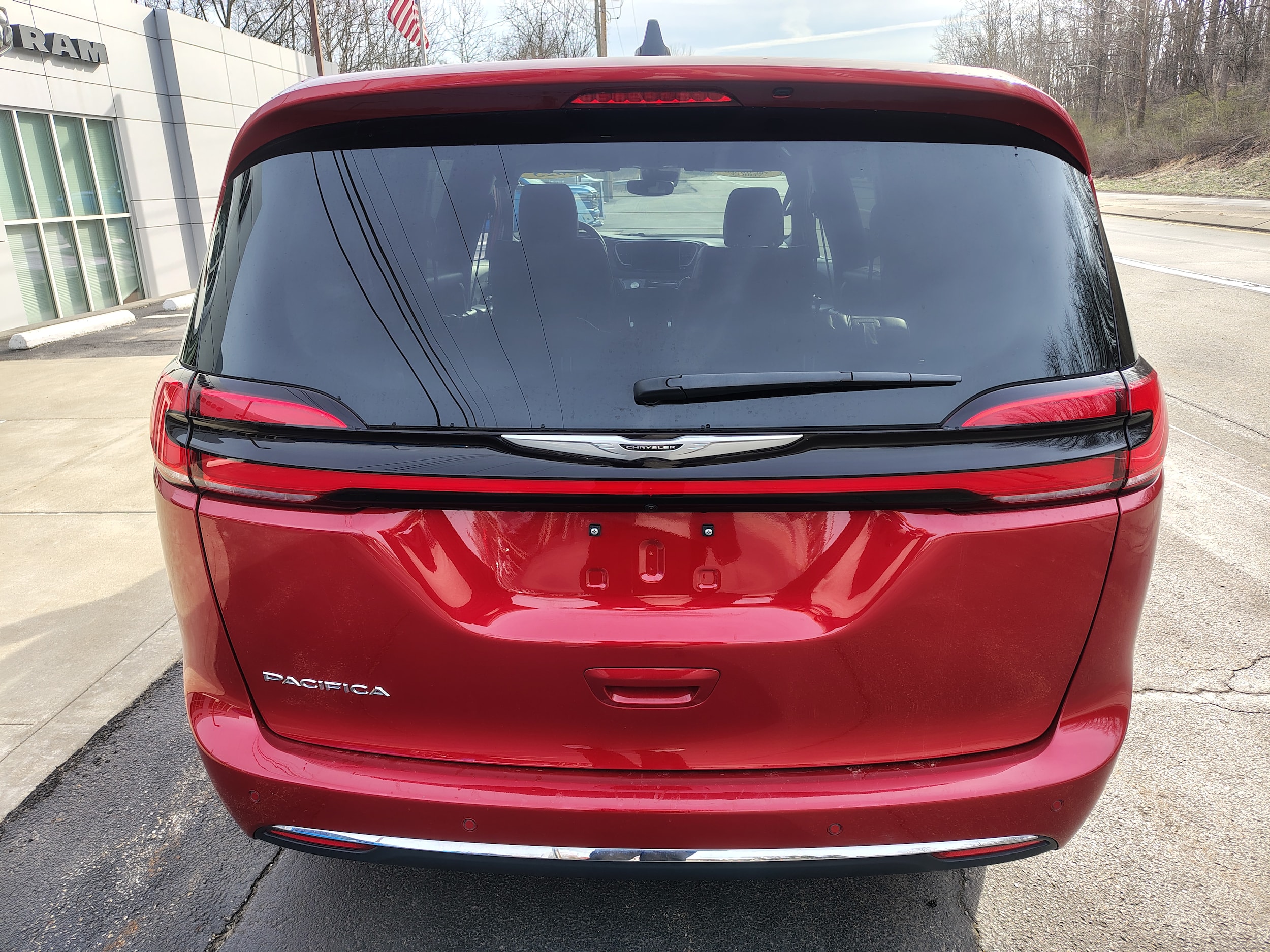 2025 Chrysler Pacifica Select - 7