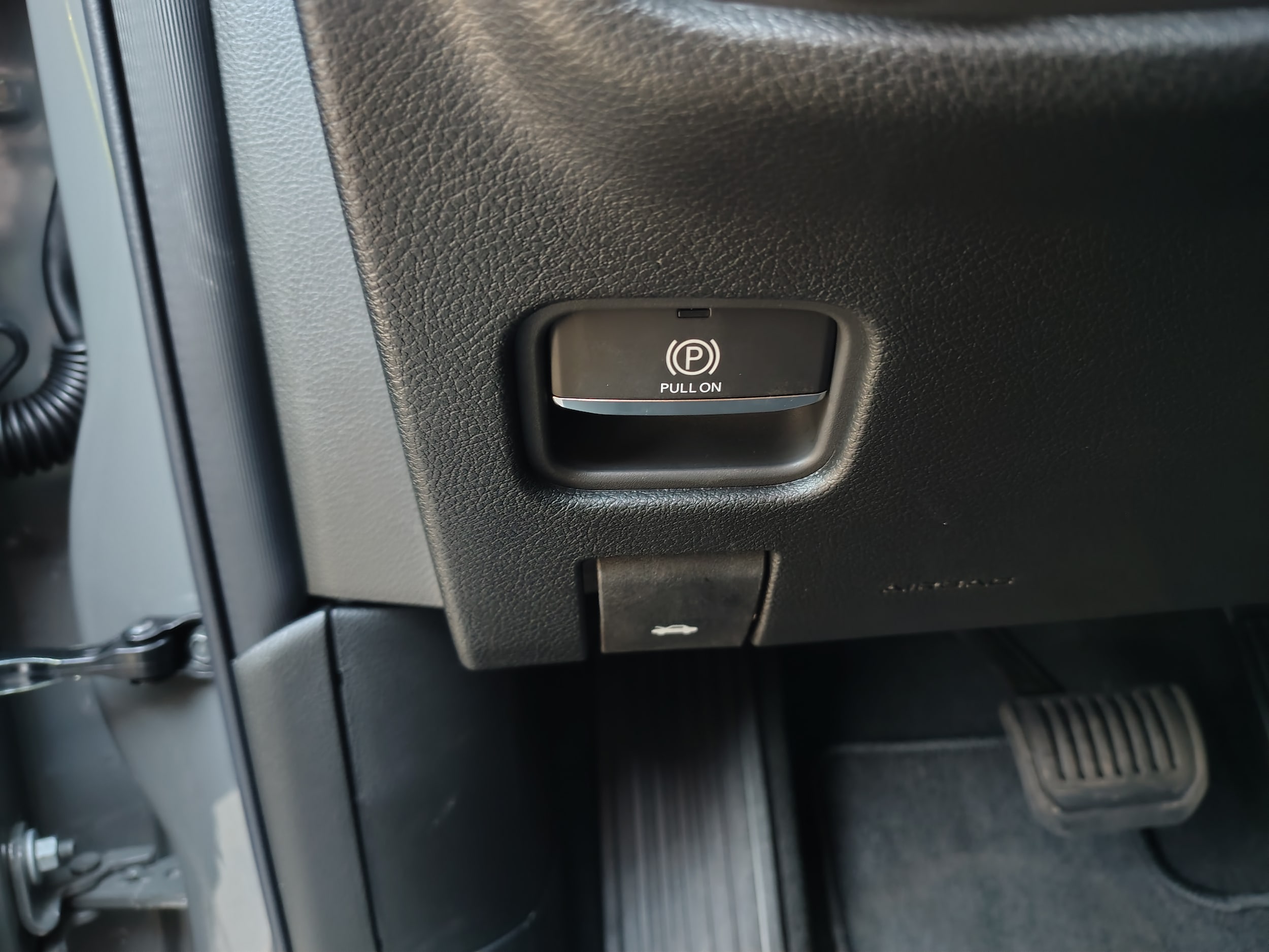2027 Jeep Grand Cherokee photo 29 of 43