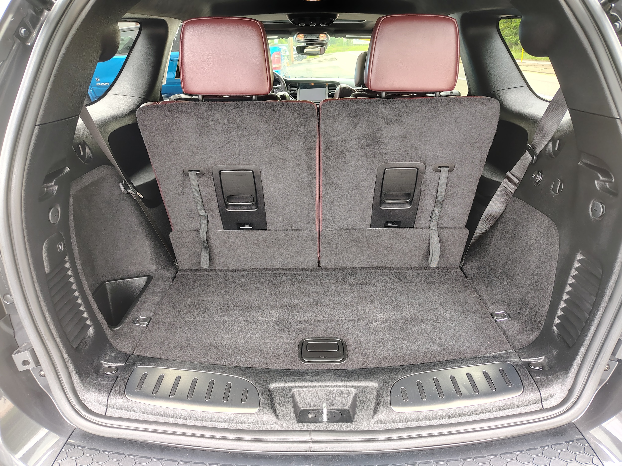 2024 Dodge Durango R/T Premium Vapor Gray at Solomon CJD Carmichaels