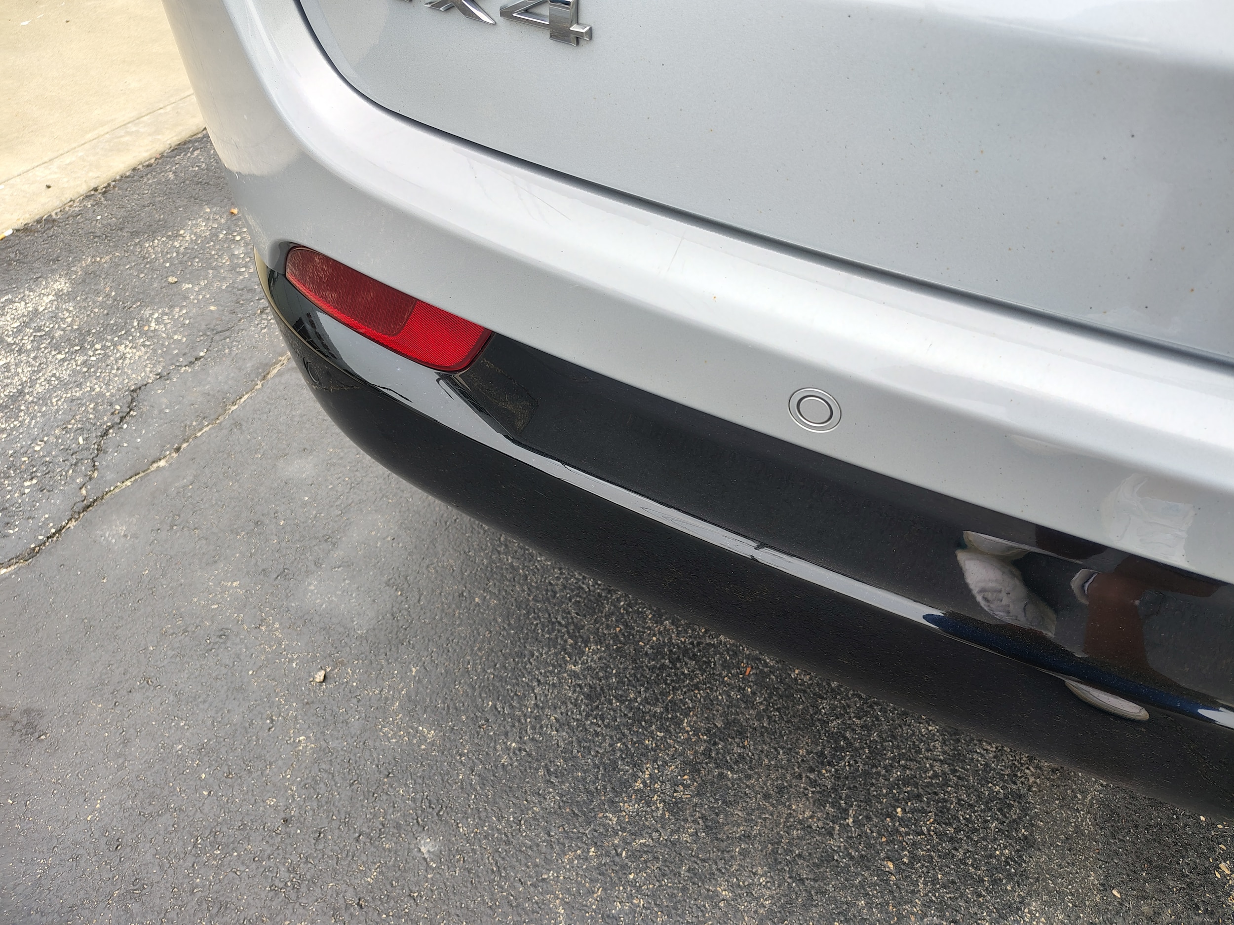 2025 Jeep Compass Limited Silver Zynith Metallic Clearcoat at Solomon CJD Carmichaels