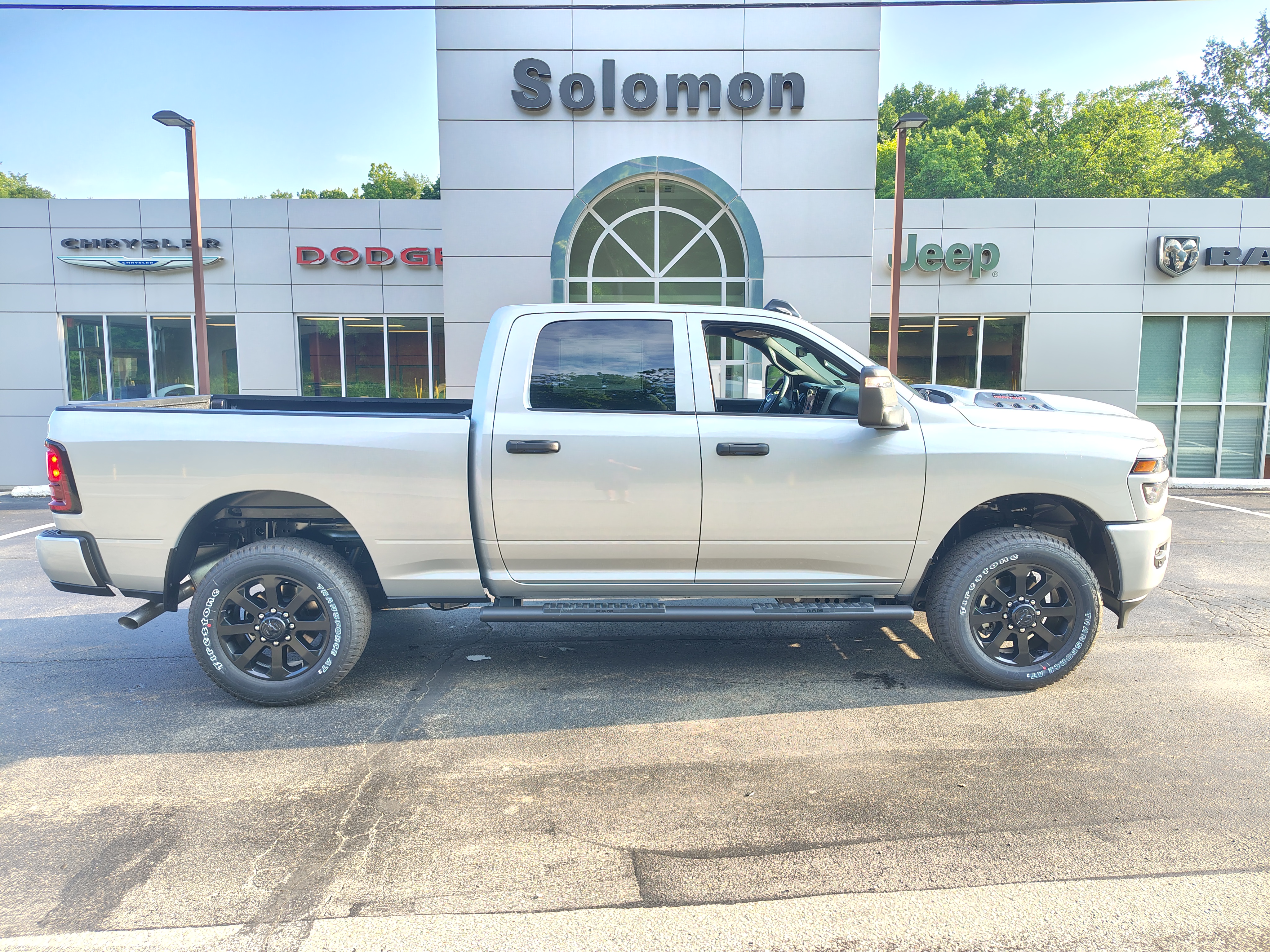2026 Ram 2500 BLACK EXPRESS CREW CAB 4X4 6'4 BOX Pickup