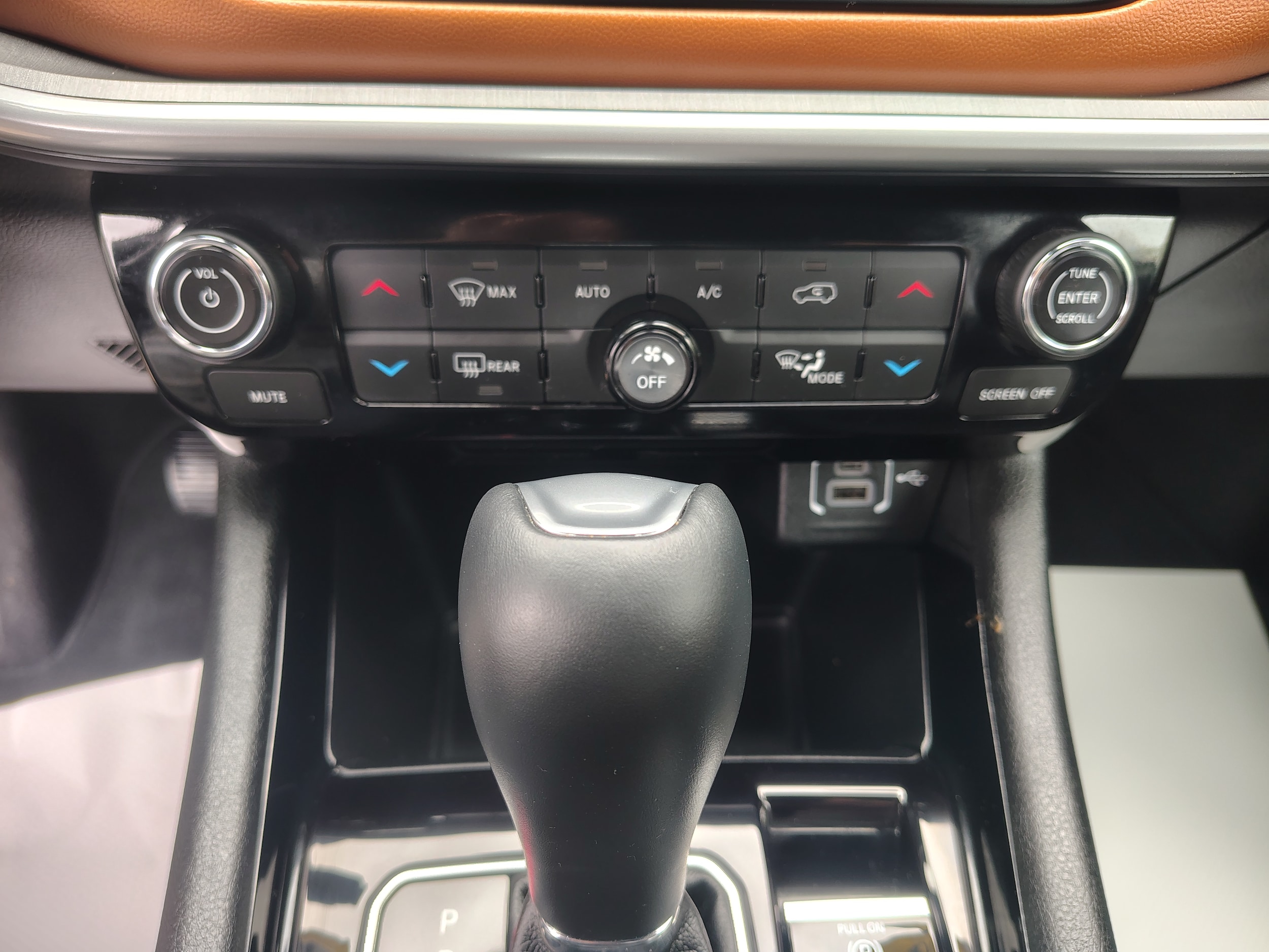 2025 Jeep Compass Limited Bright White Clearcoat at Solomon CJD Brownsville