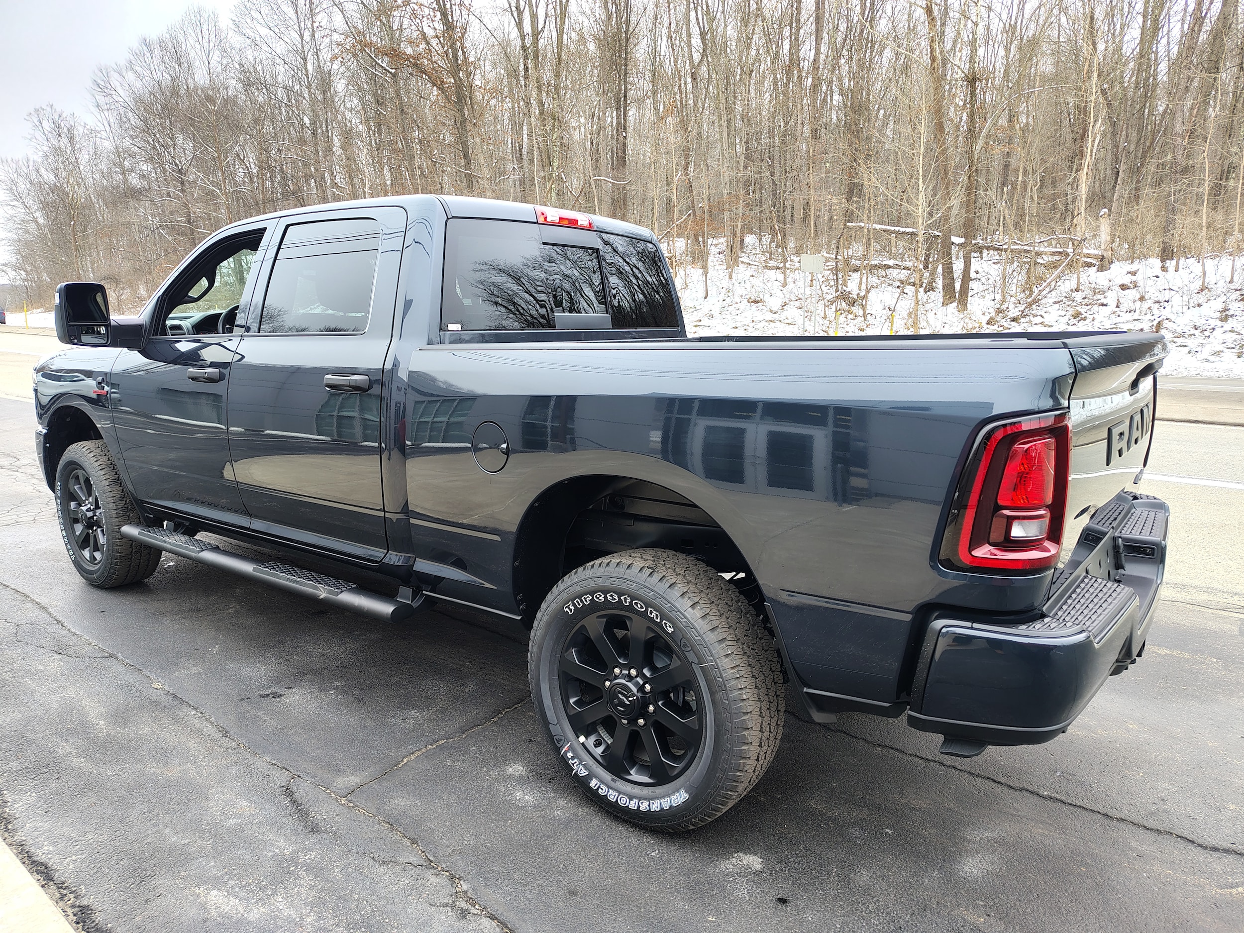 2026 Ram 2500 BLACK EXPRESS CREW CAB 4X4 6'4 BOX - 7