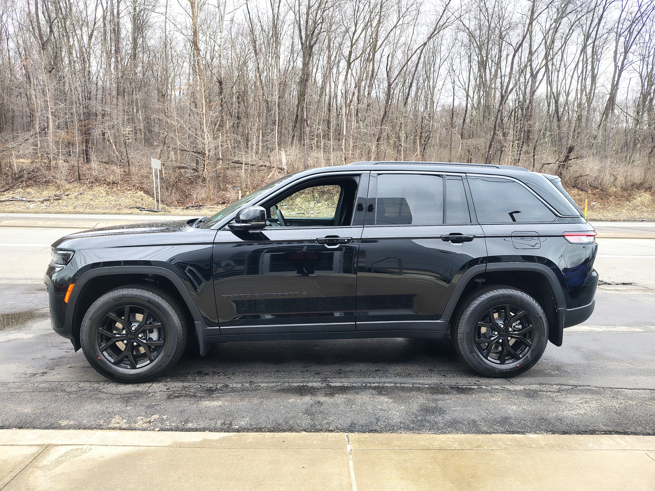 2026 Jeep Grand Cherokee LAREDO ALTITUDE 4X4 - 5