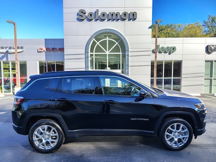2023 Jeep Compass Latitude Lux Latitude Lux 4x4