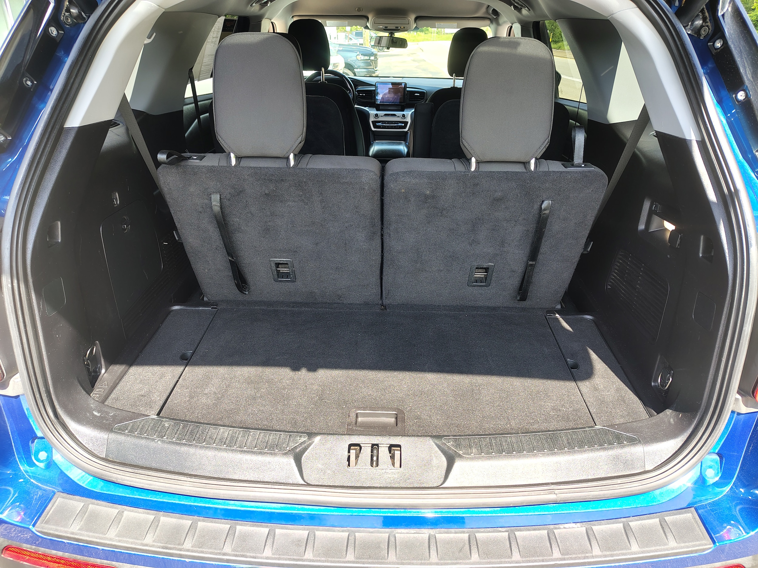 2021 Ford Explorer XLT Blue at Solomon CJD Brownsville