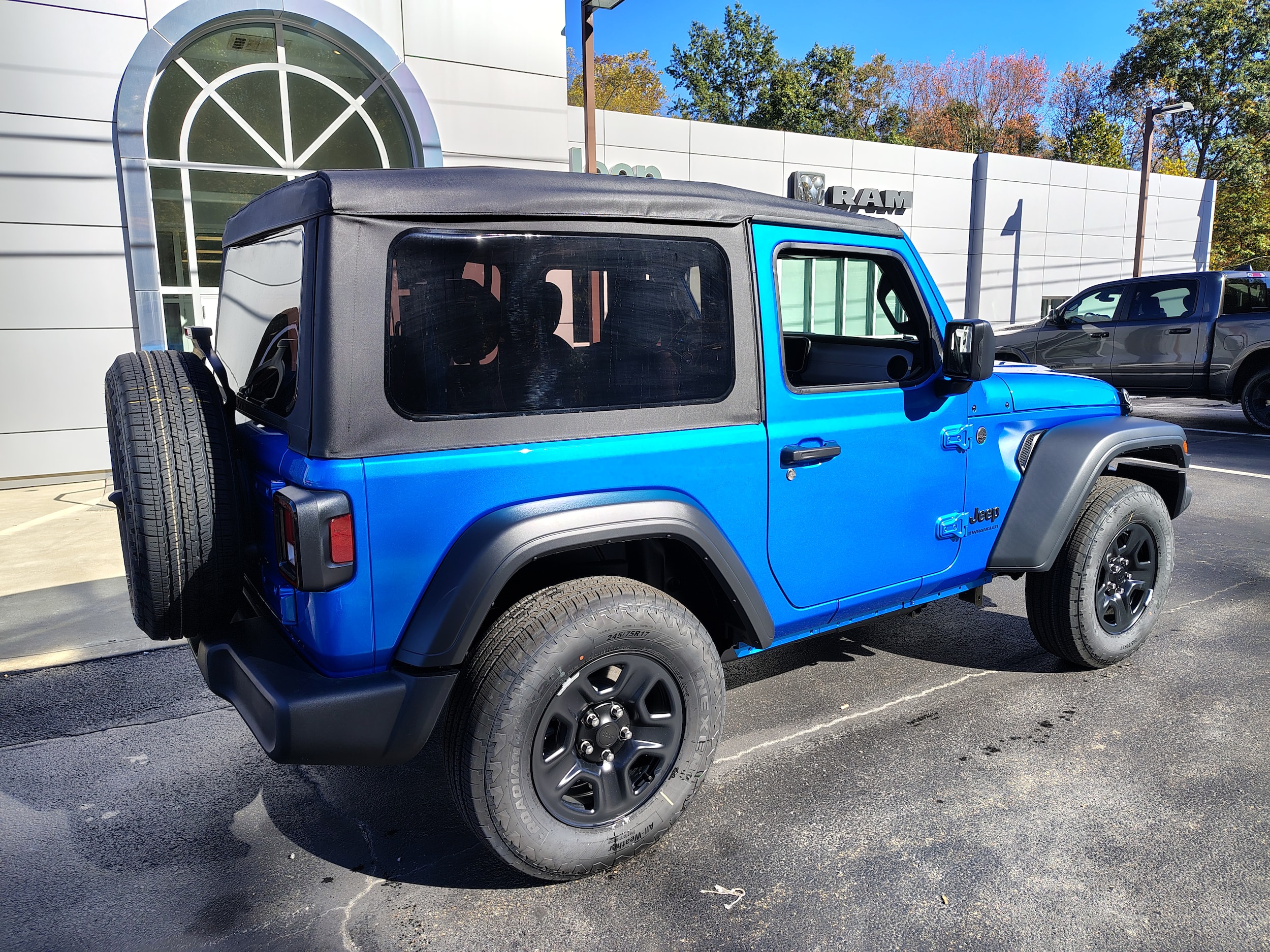 2026 Jeep Wrangler 2-DOOR SPORT - 9