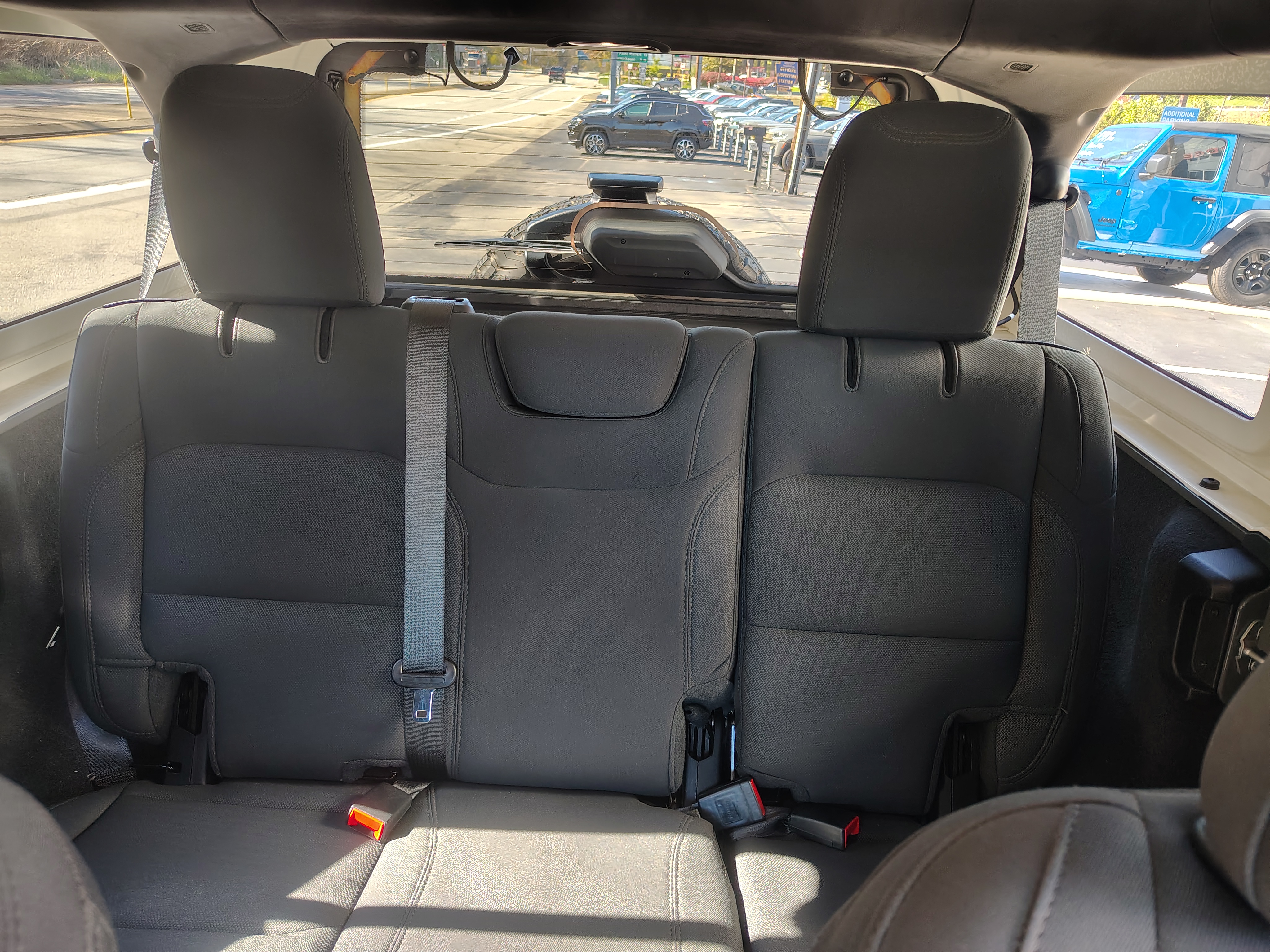 2020 Jeep Wrangler Unlimited photo 19 of 35