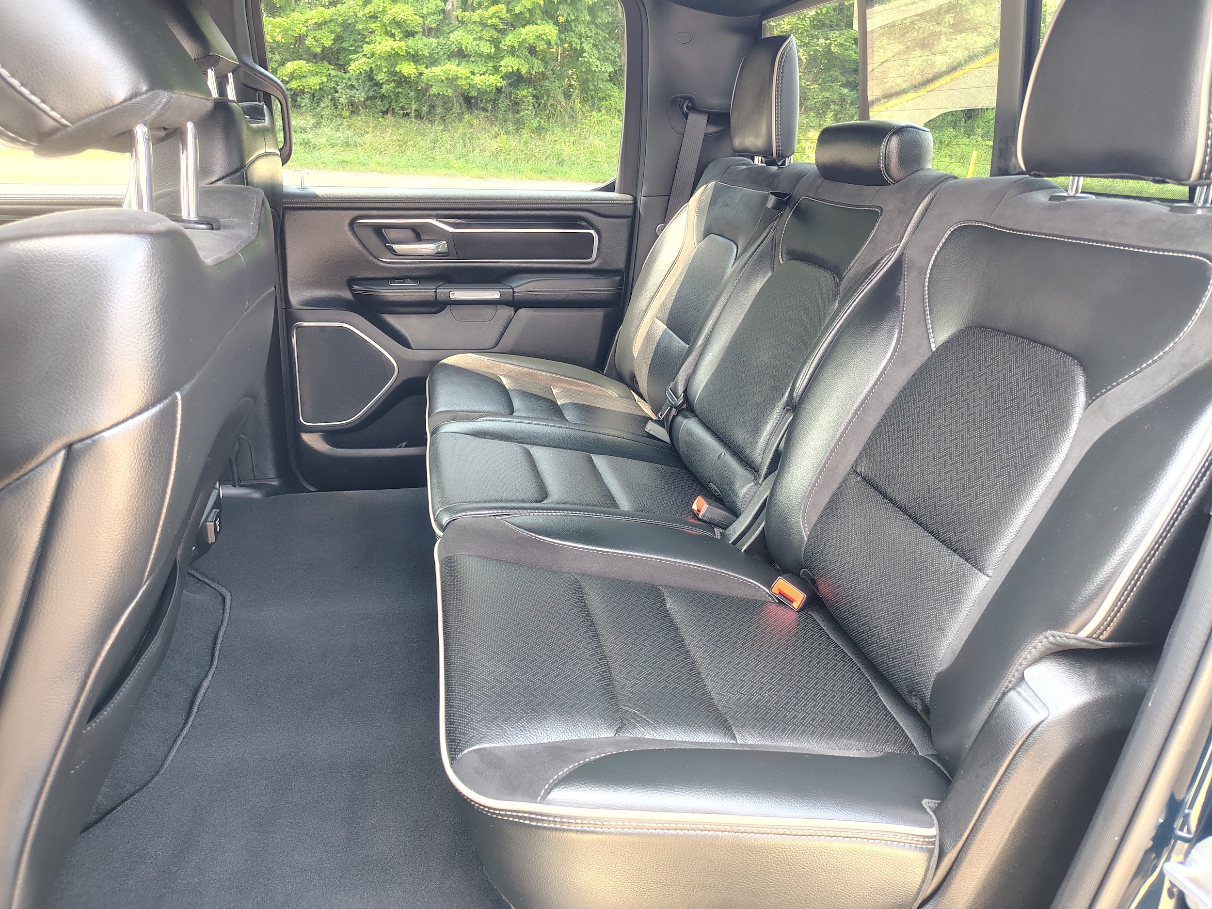 2022 Ram 1500 photo 24 of 44