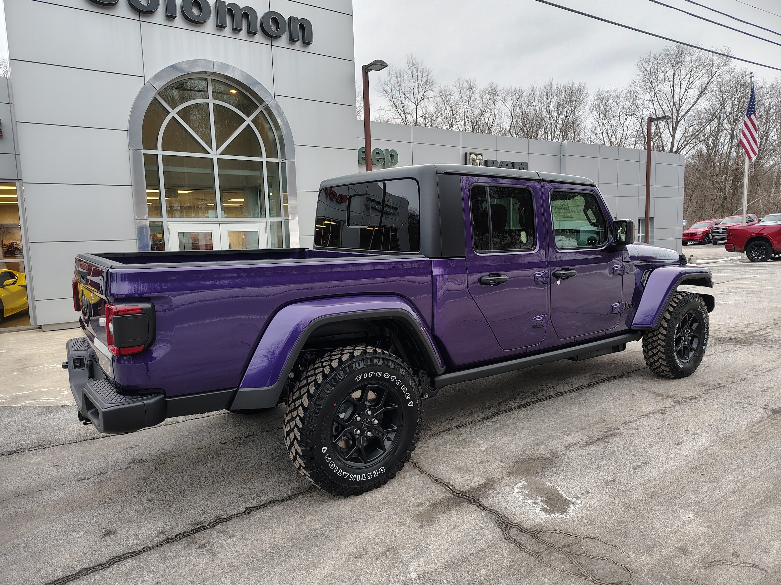 2026 Jeep Gladiator WILLYS 4X4 - 11