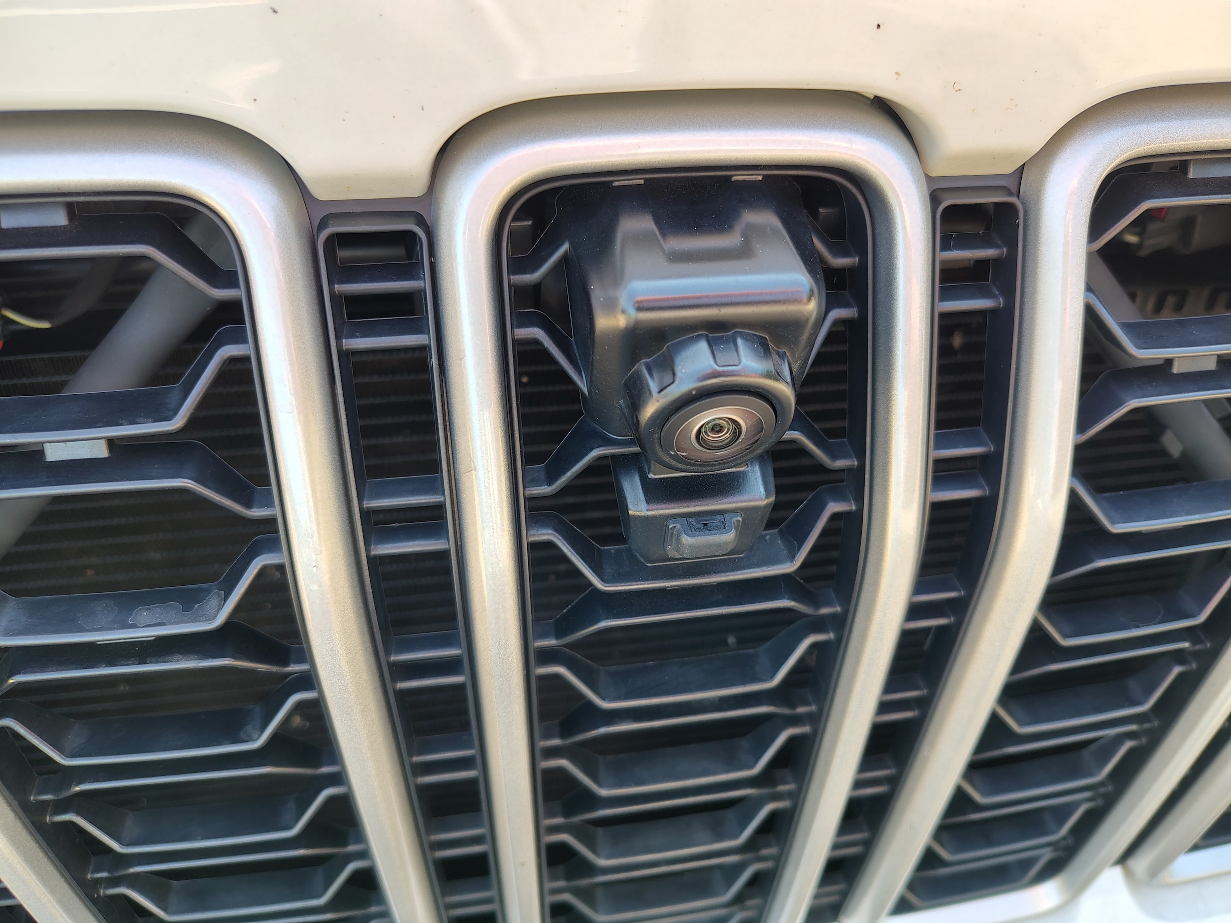 2024 Jeep Wrangler Sahara - 3