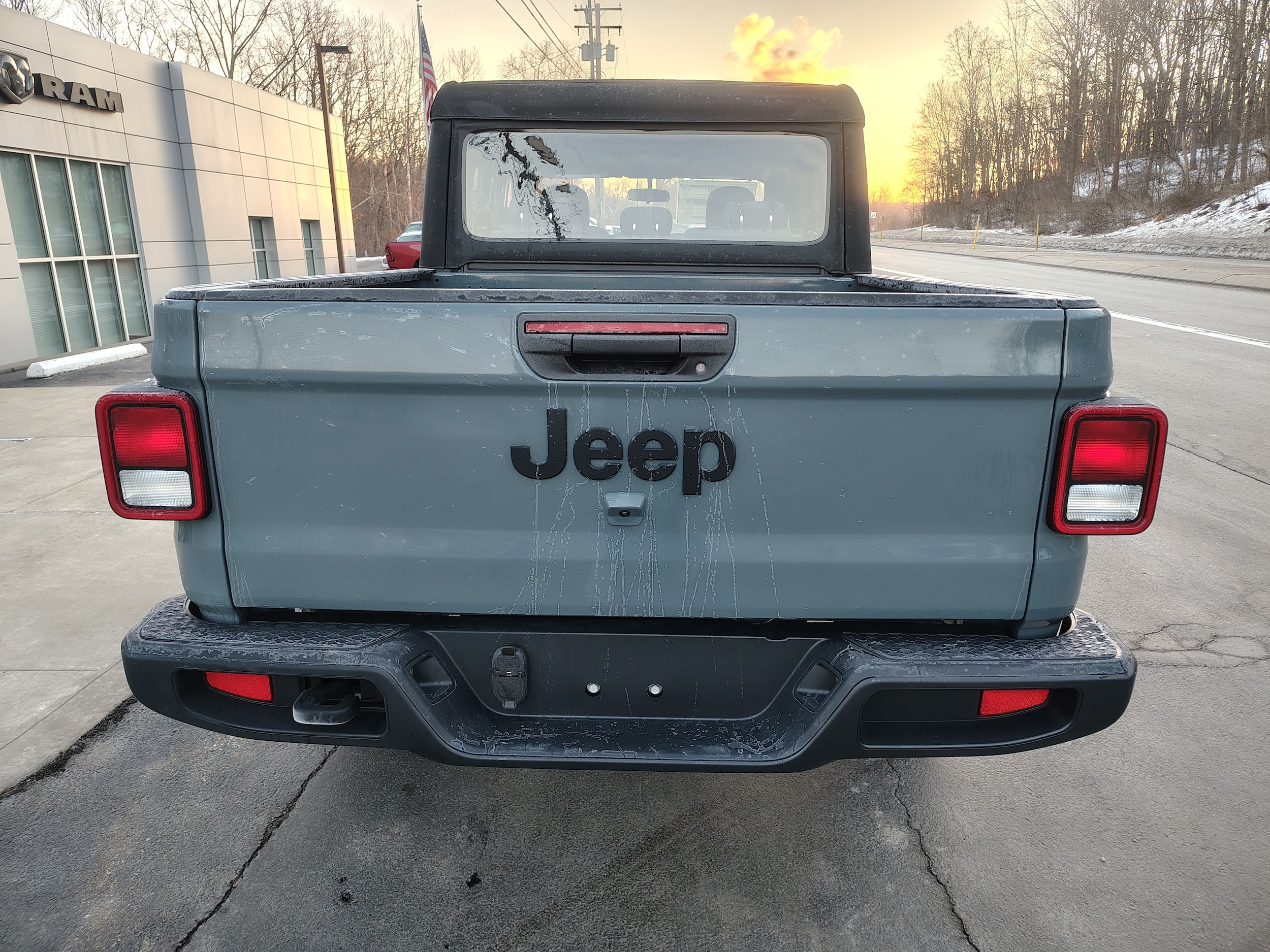 2026 Jeep Gladiator SPORT 4X4 - 7