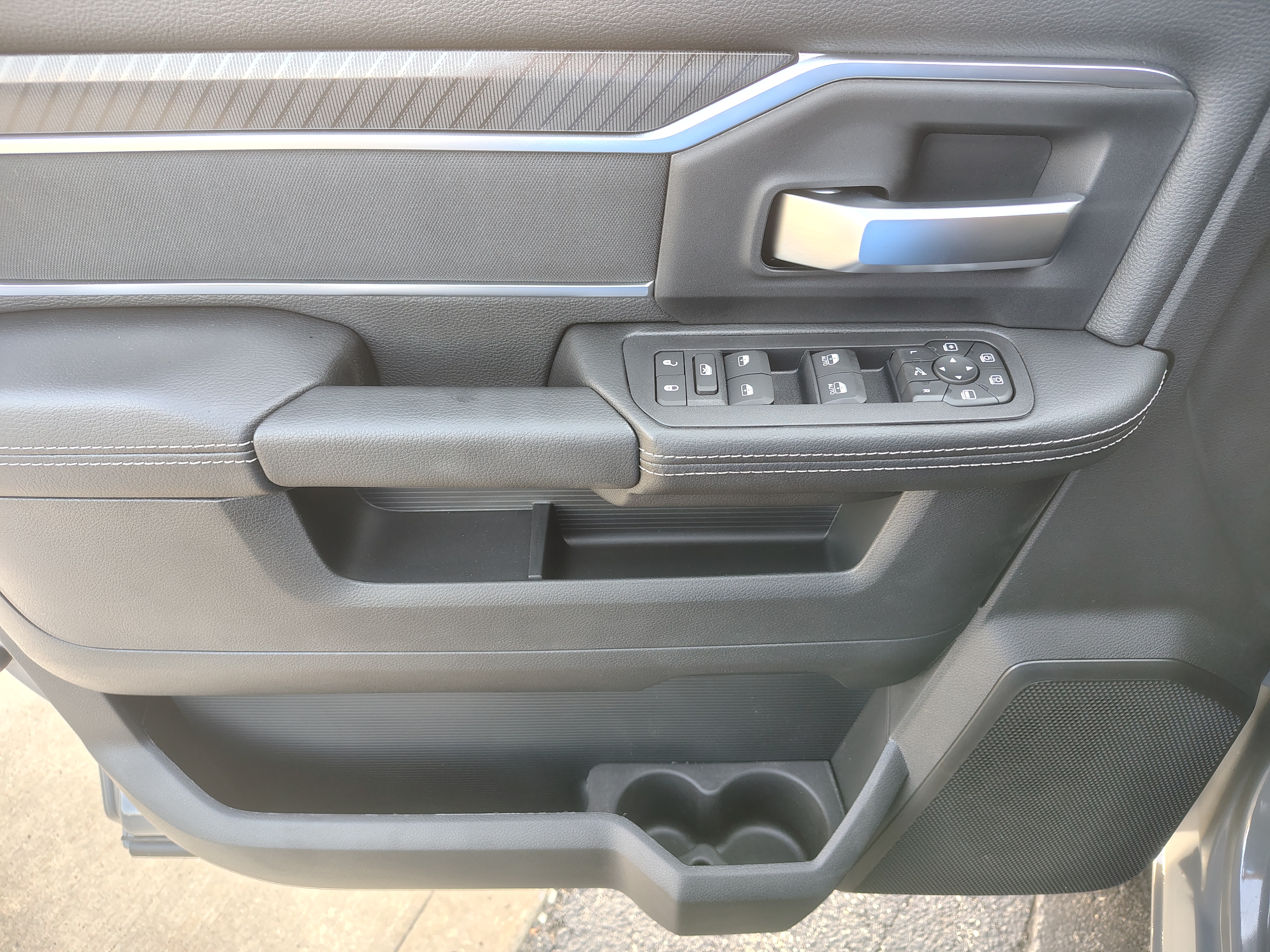 2027 Ram 2500 photo 20 of 40