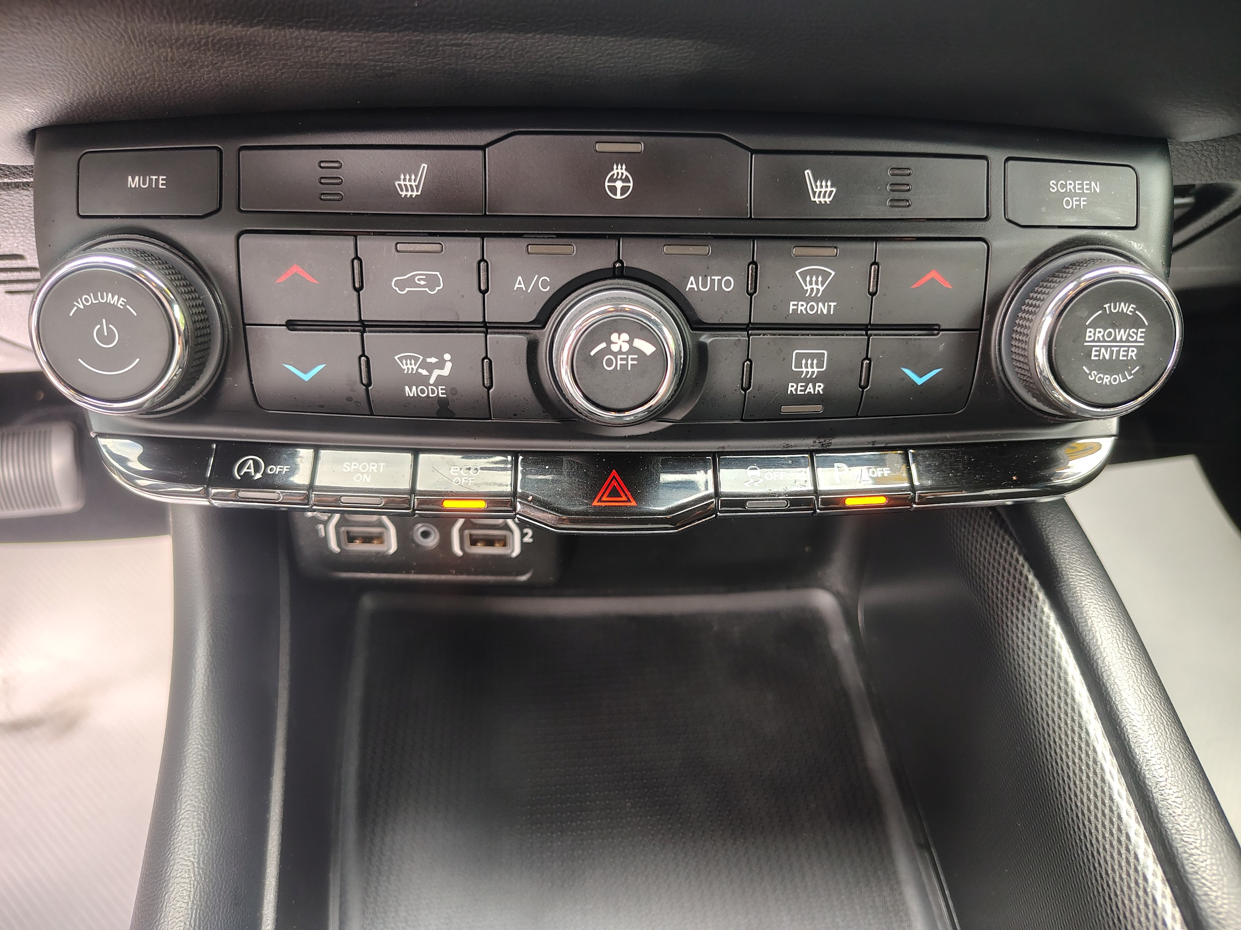2025 Dodge Durango GT DB Black Clearcoat at Solomon CJD Carmichaels