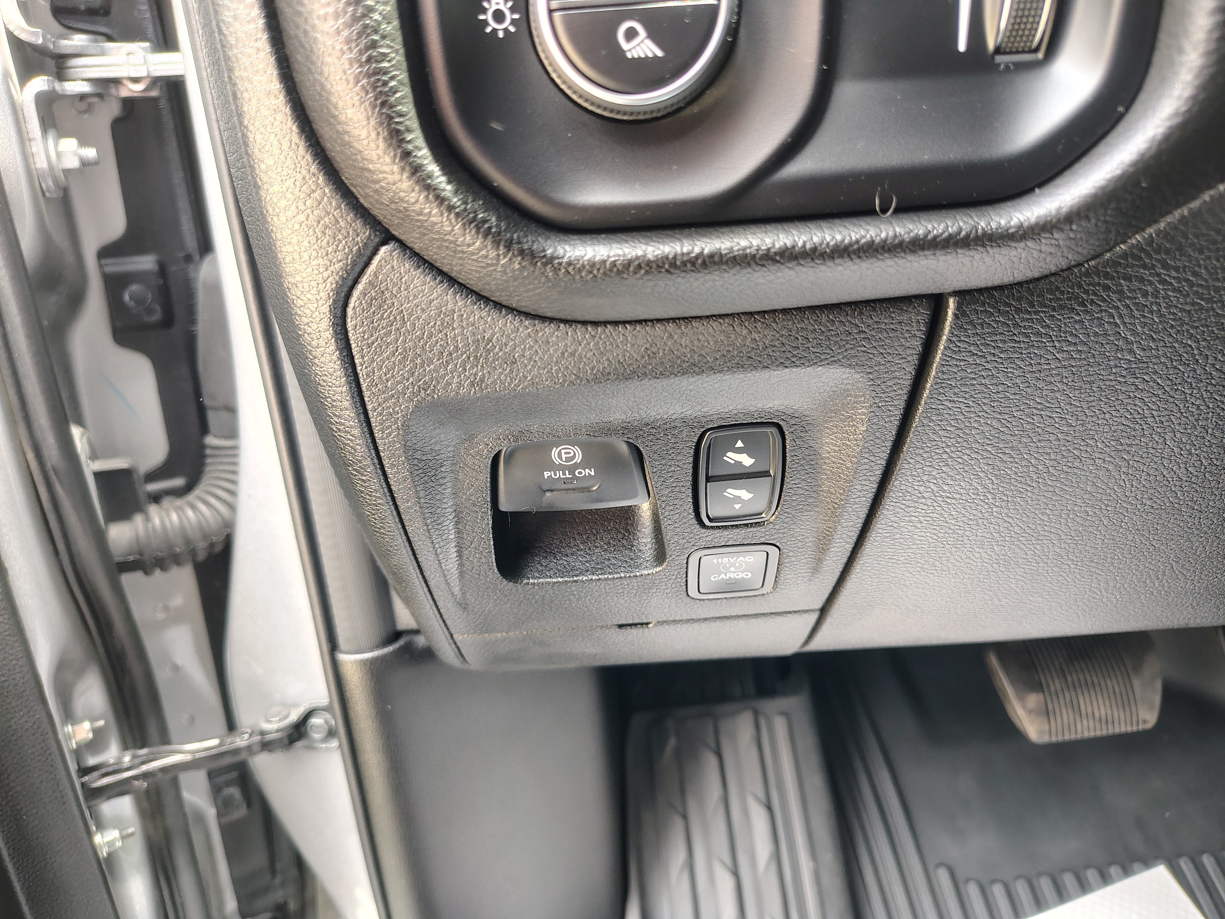 2025 Ram 1500 Big Horn Billet Silver Metallic Clearcoat at Solomon CJD Carmichaels