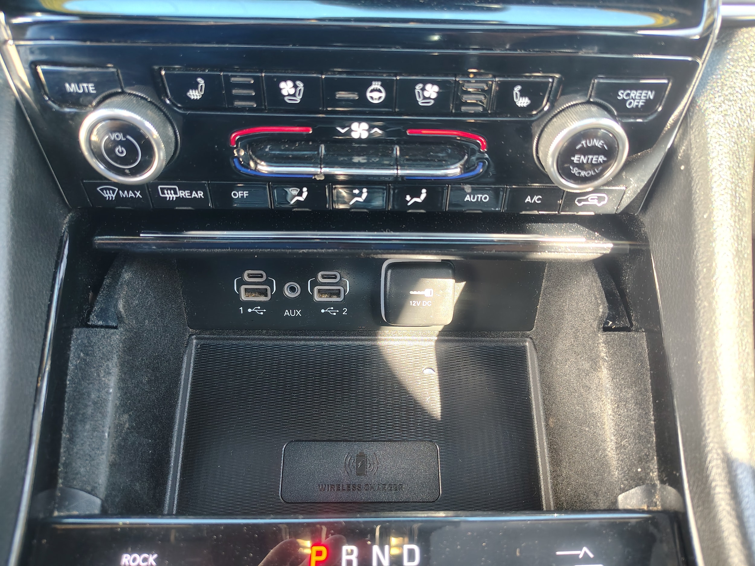 2022 Jeep Grand Cherokee L photo 42 of 46