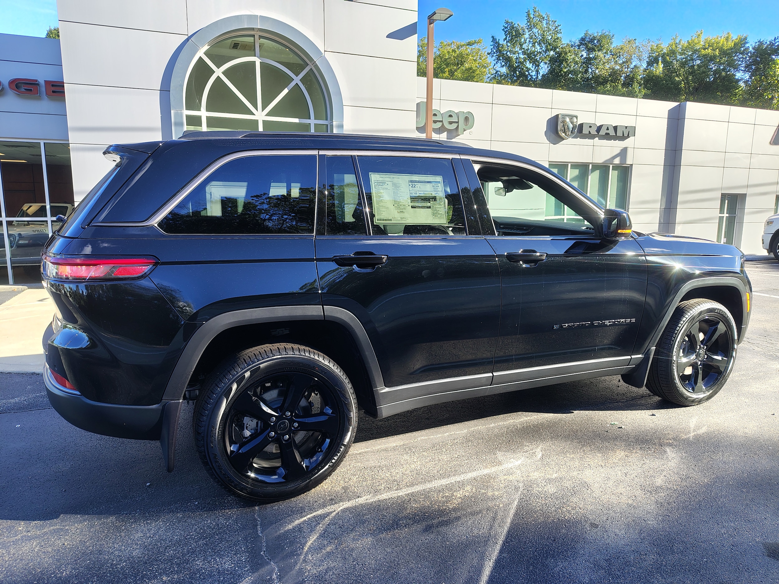 2027 Jeep Grand Cherokee Limited High Gloss Black at Solomon CJD Brownsville