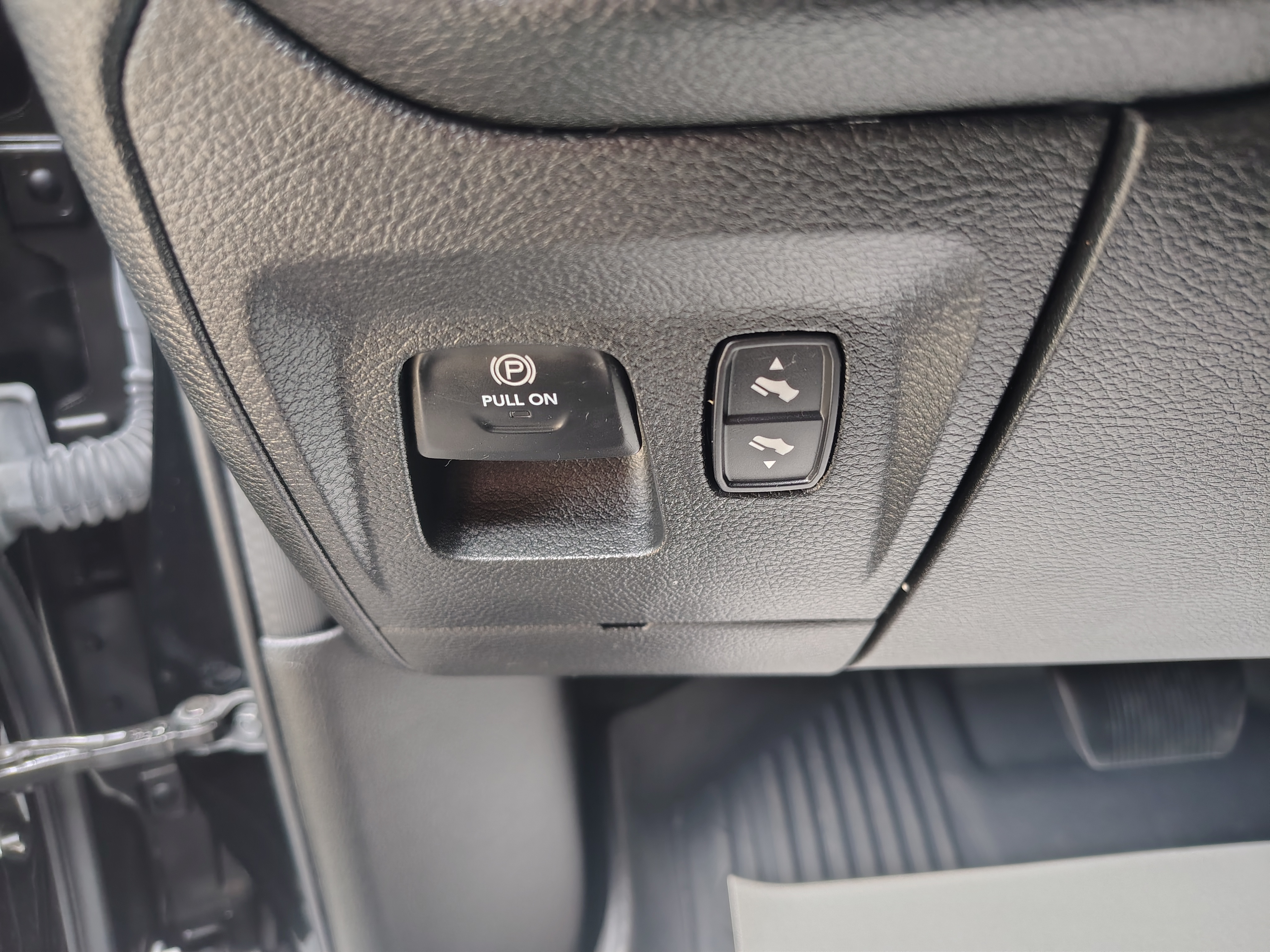 2023 Ram 1500 photo 25 of 40