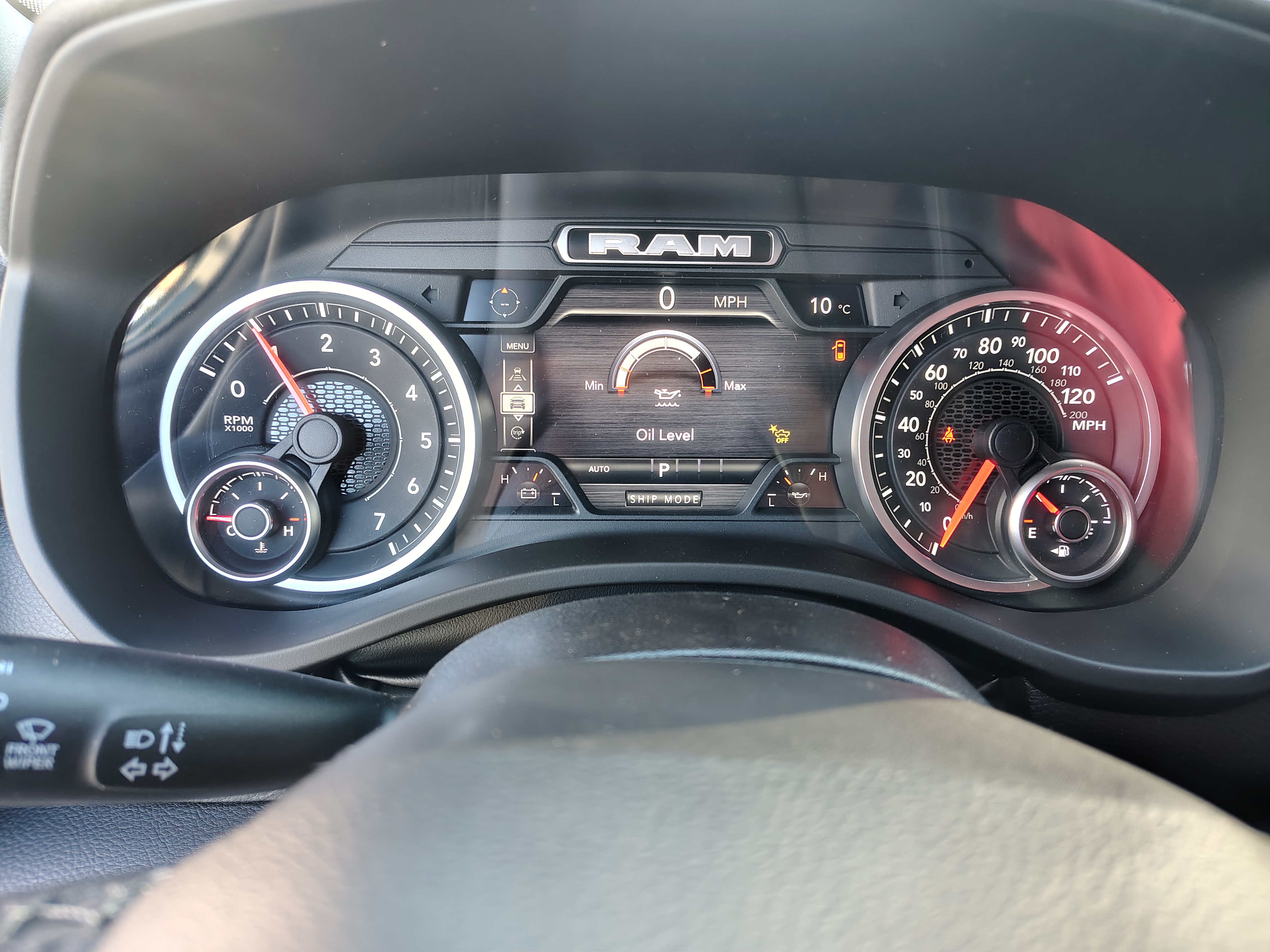 2027 Ram 1500 photo 28 of 40