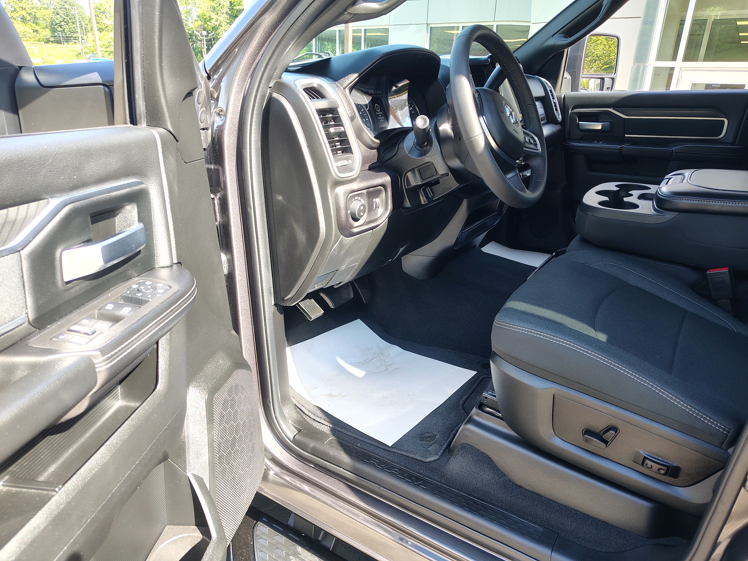 2025 Ram 2500 Big Horn Granite Crystal Metallic Clearcoat at Solomon CJD Carmichaels