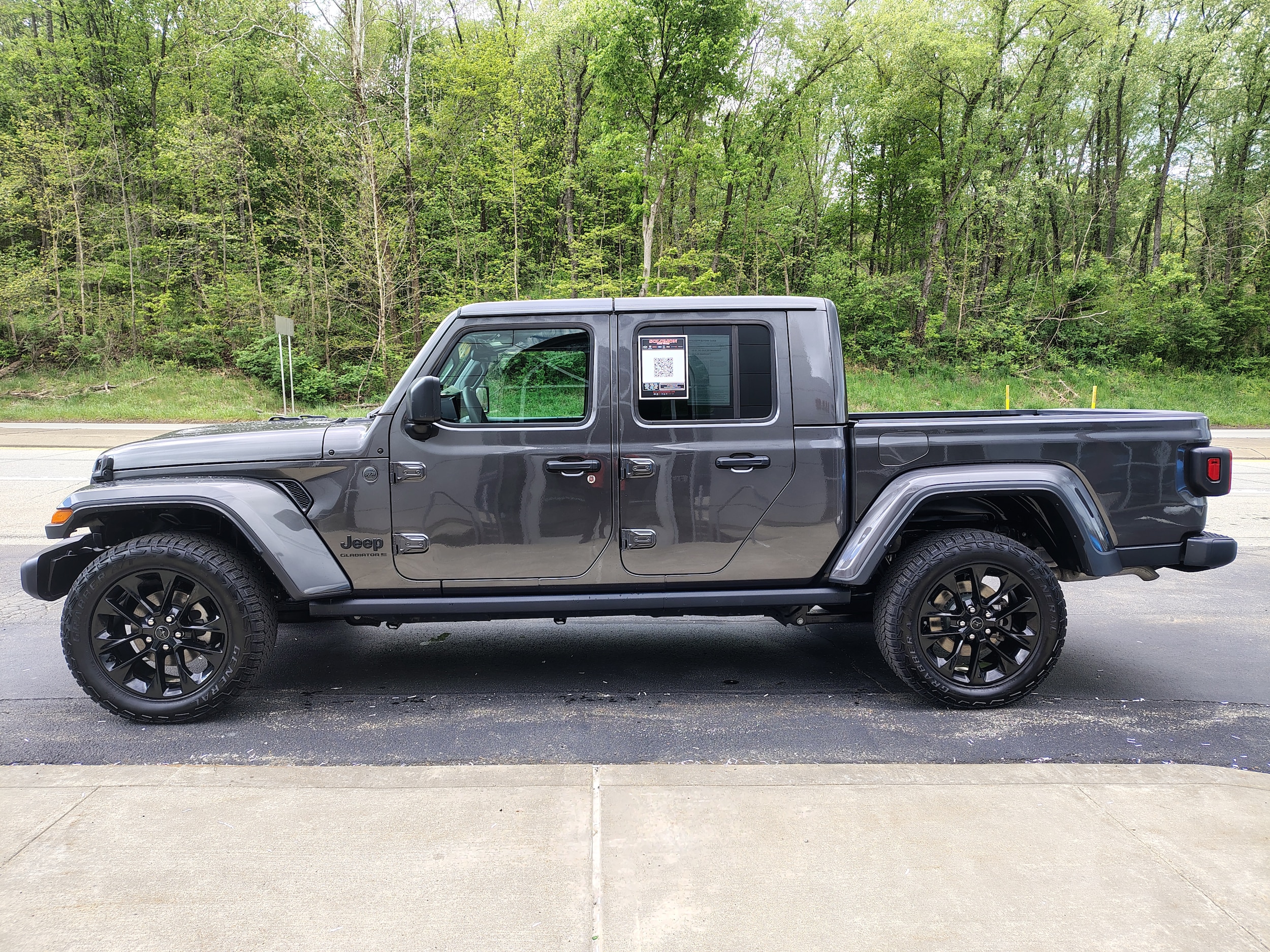 2024 Jeep Gladiator Nighthawk - 4