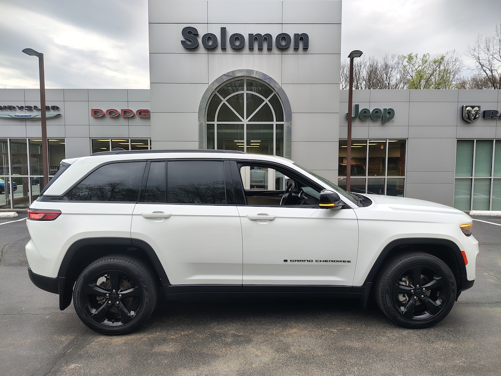 Used 2024 Jeep Grand Cherokee Limited Limited 4x4