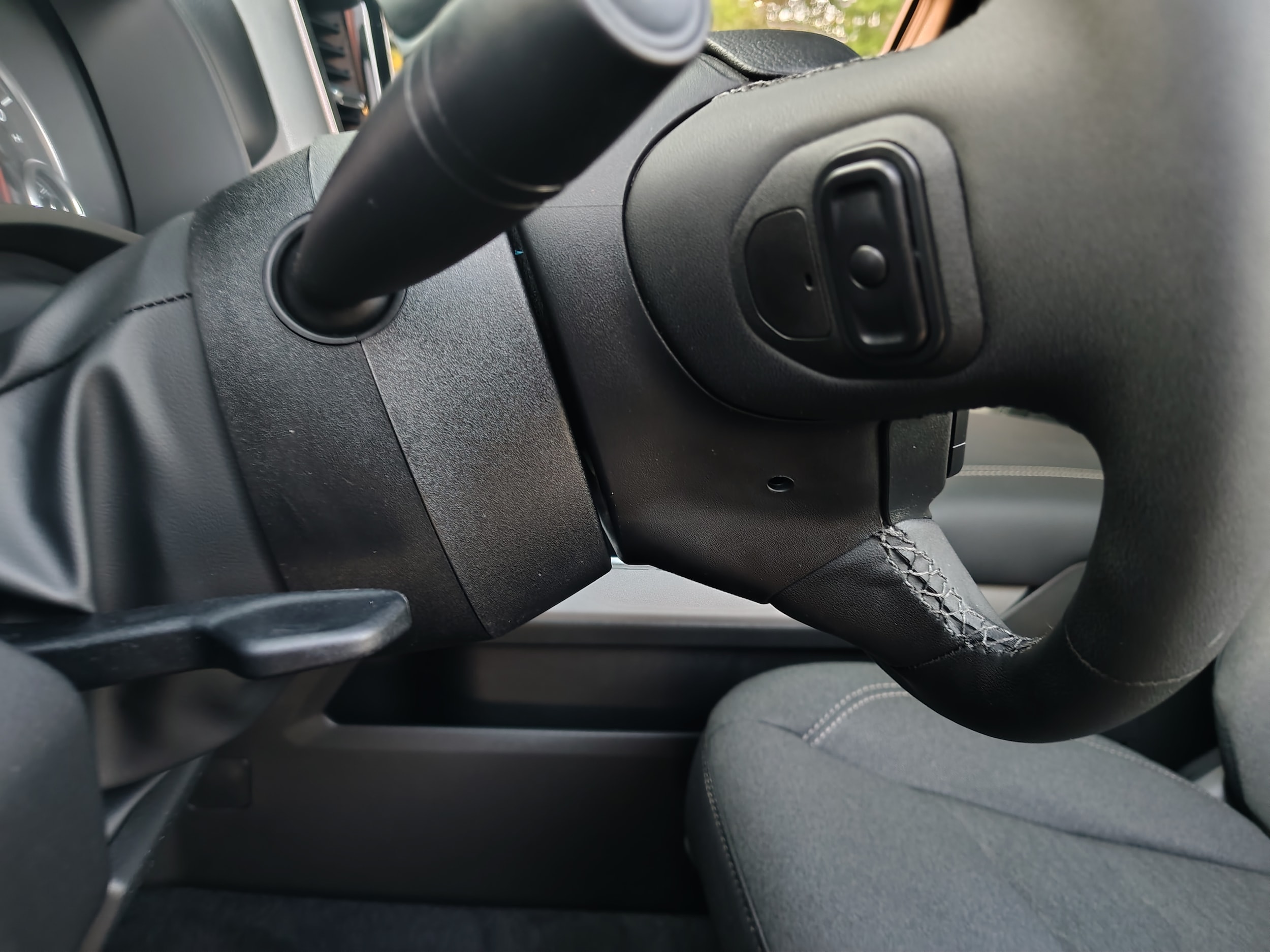 2027 Ram 1500 photo 29 of 40