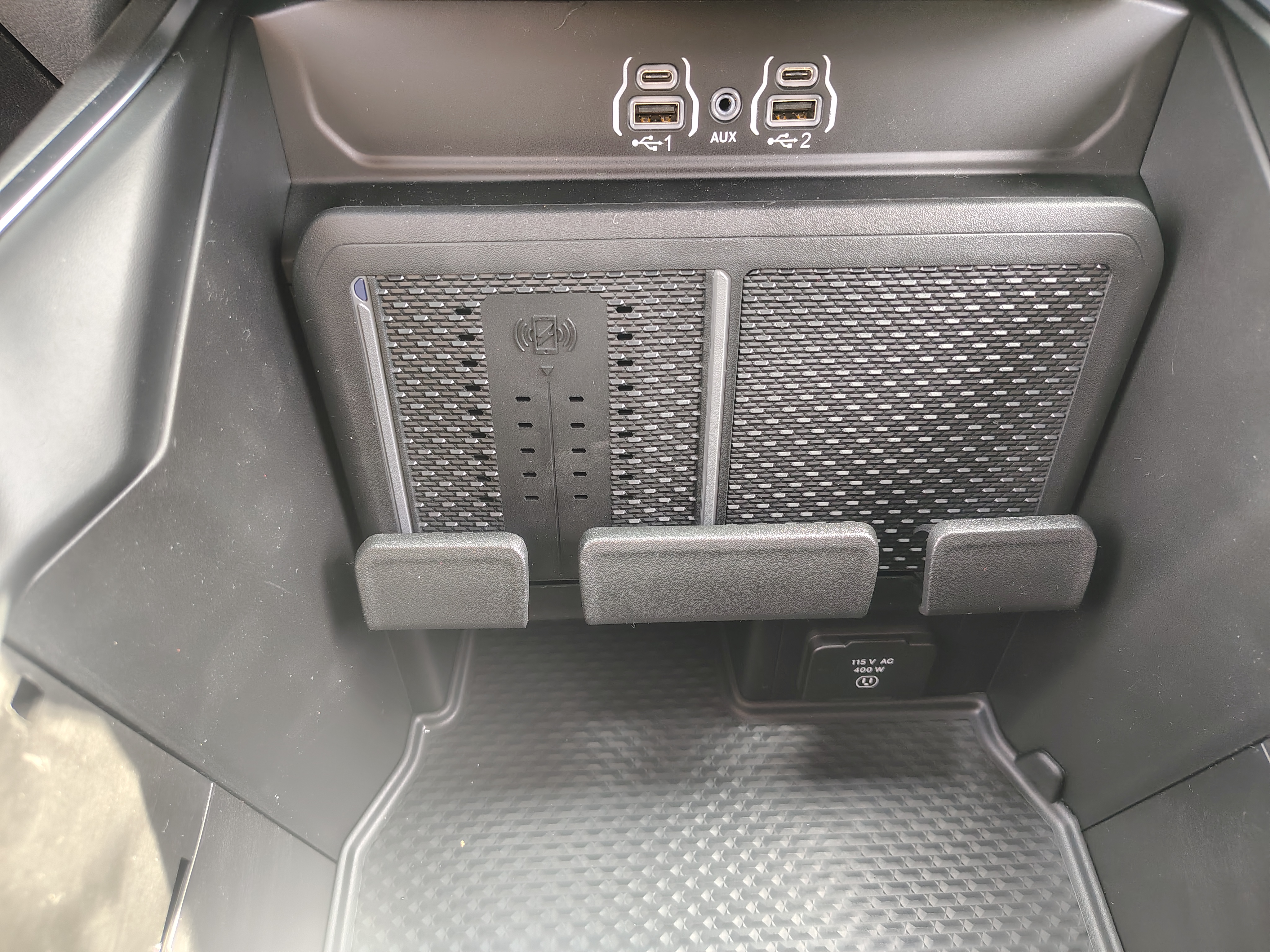 2027 Ram 1500 photo 40 of 42