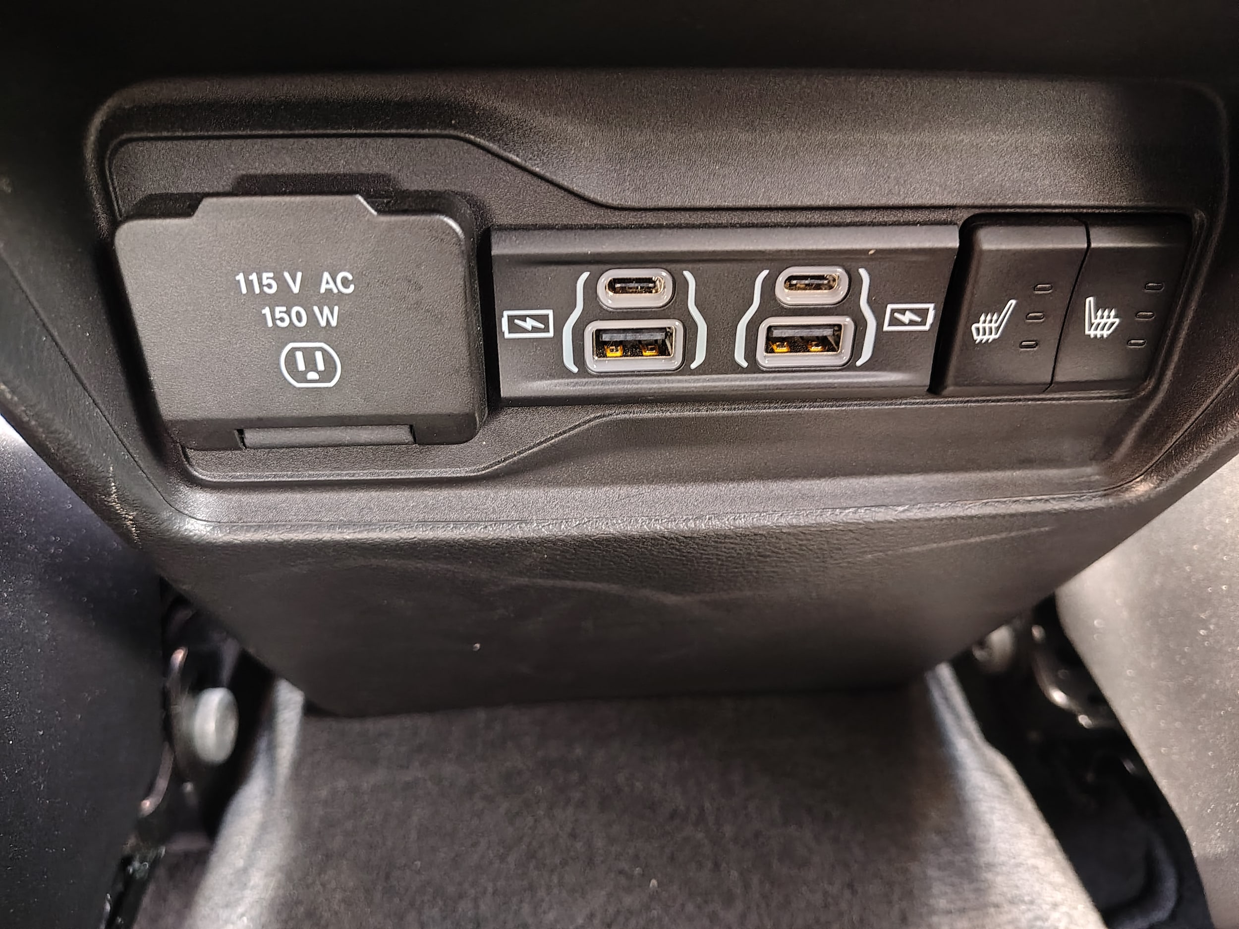 2024 Jeep Grand Cherokee Limited Diamond Black Crystal Pearlcoat at Solomon CJD Carmichaels