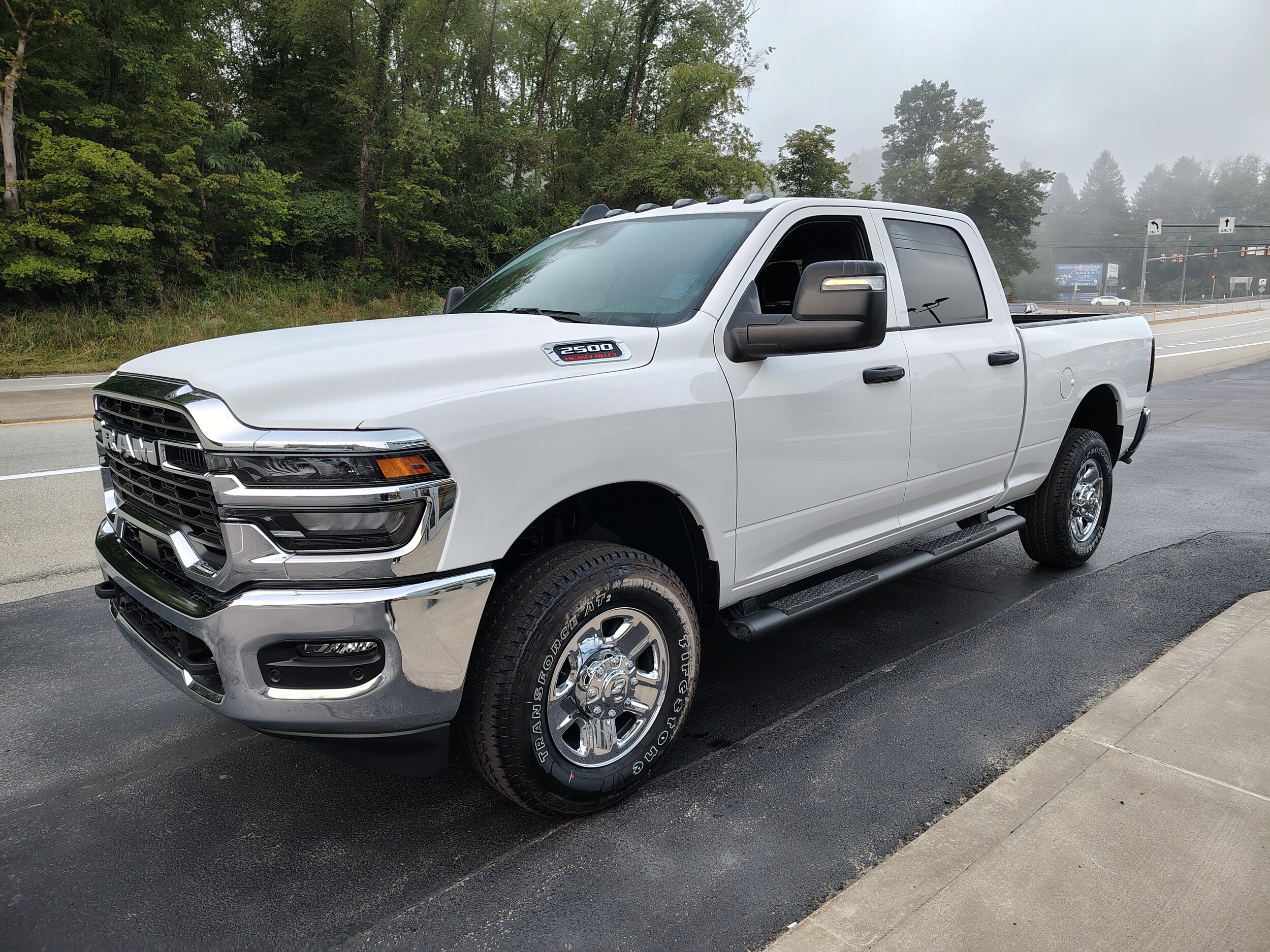 2026 Ram 2500 Tradesman photo 4