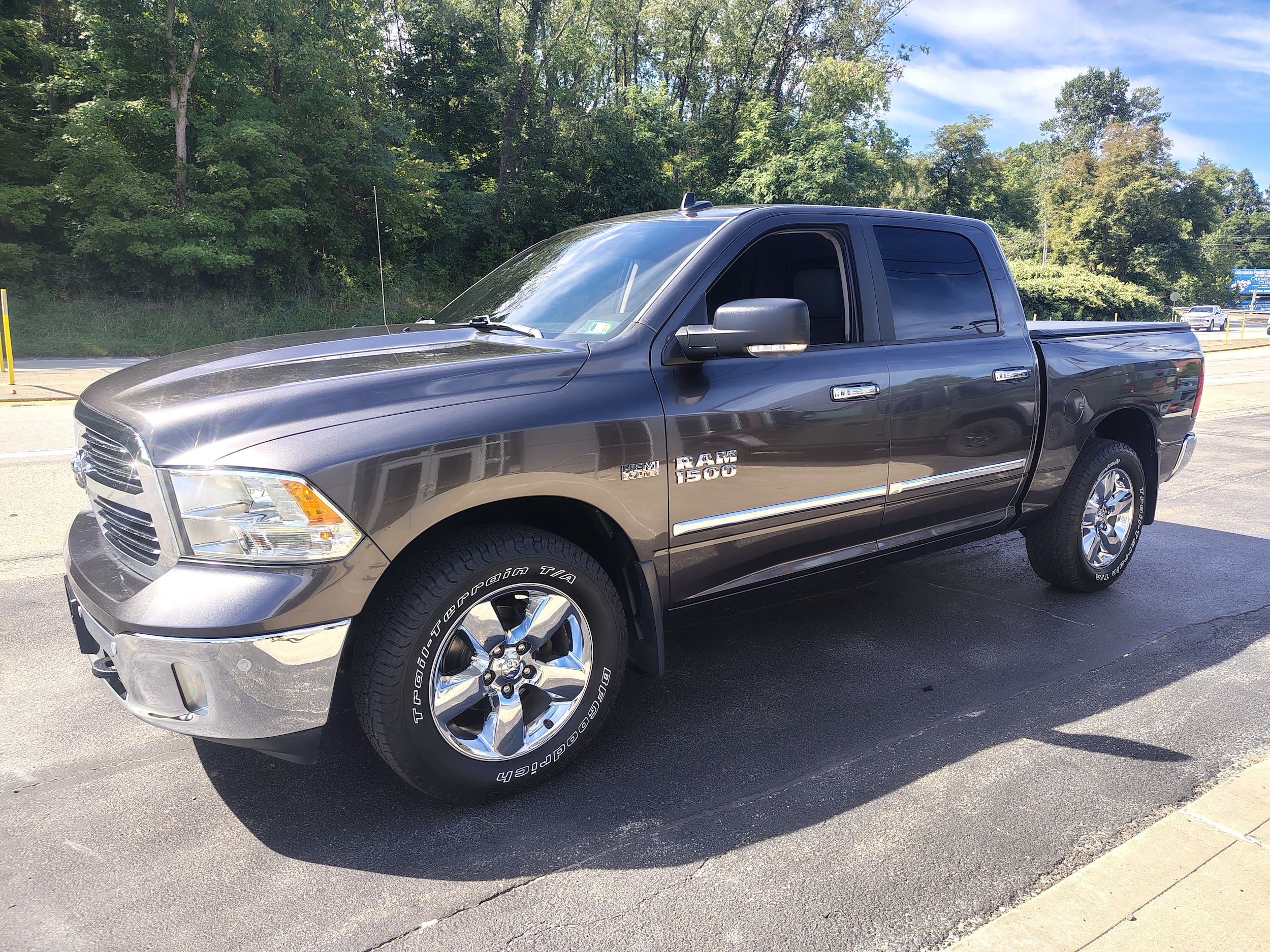 2018 Ram 1500 Big Horn Granite Crystal Metallic Clearcoat at Solomon CJD Carmichaels