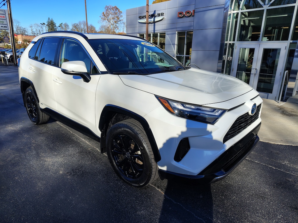 Used 2022 Toyota RAV4 Hybrid SE Hybrid SE AWD